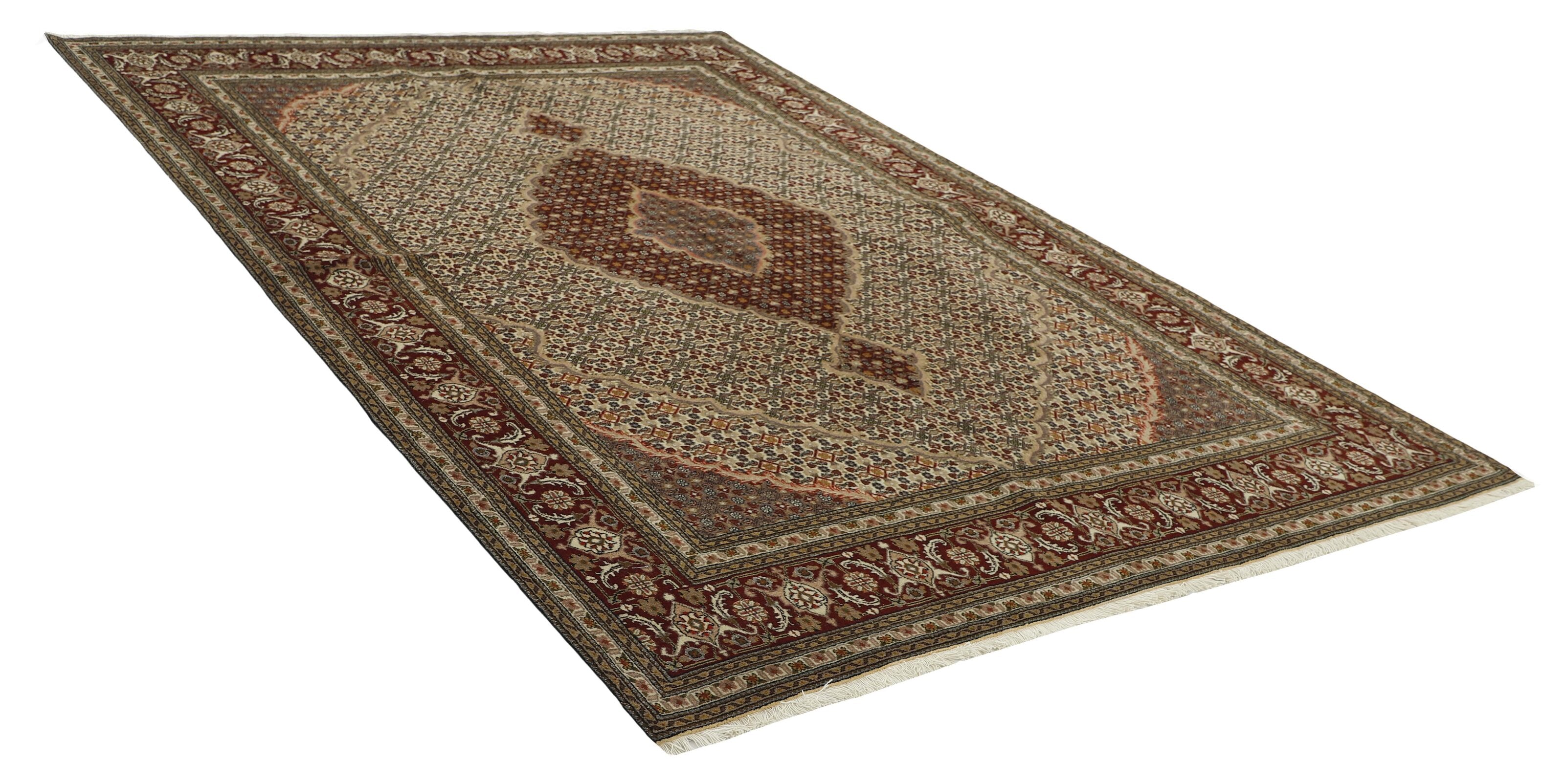 Tabriz 40 Mahi 1492987