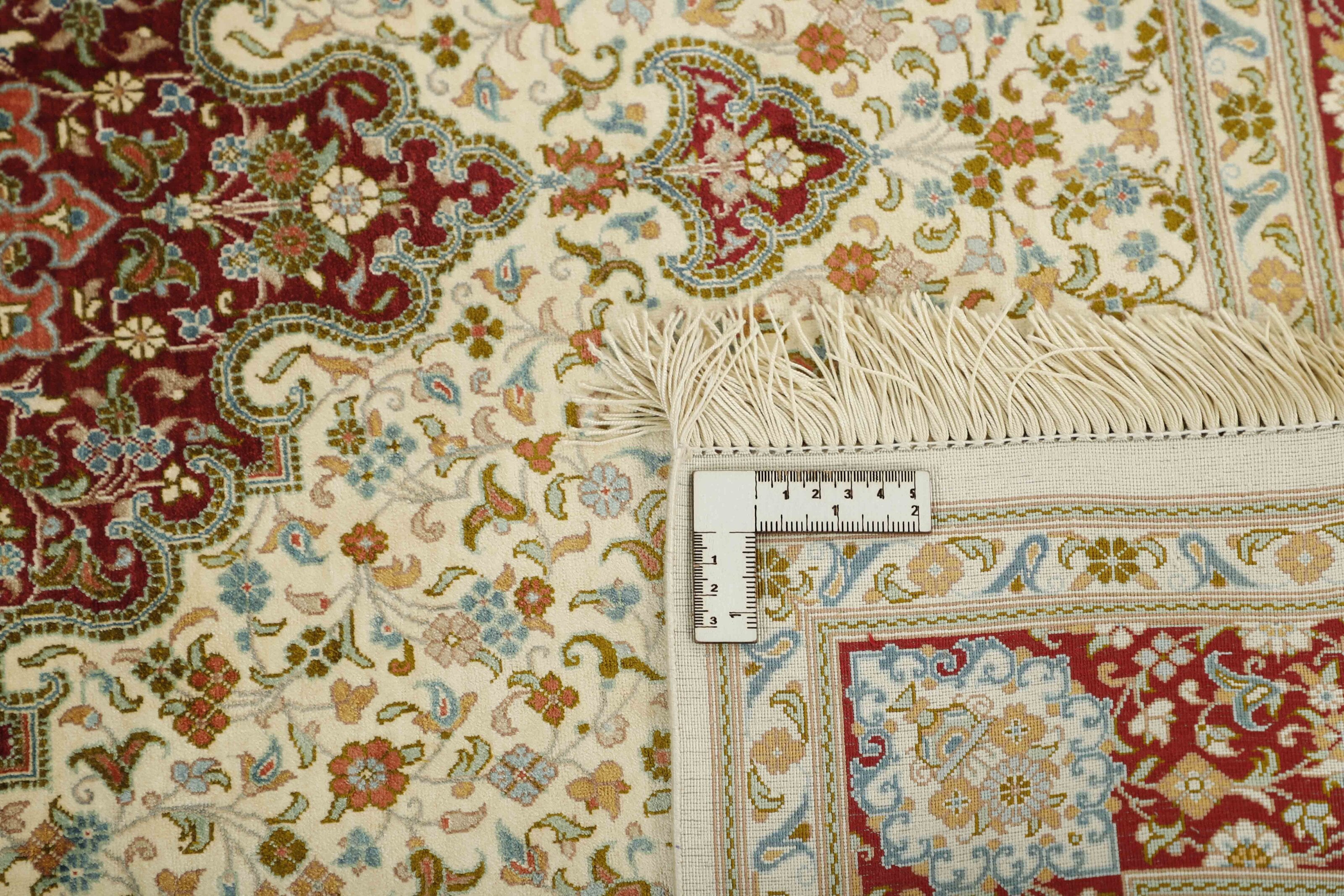 Ghom Silk 1495231
