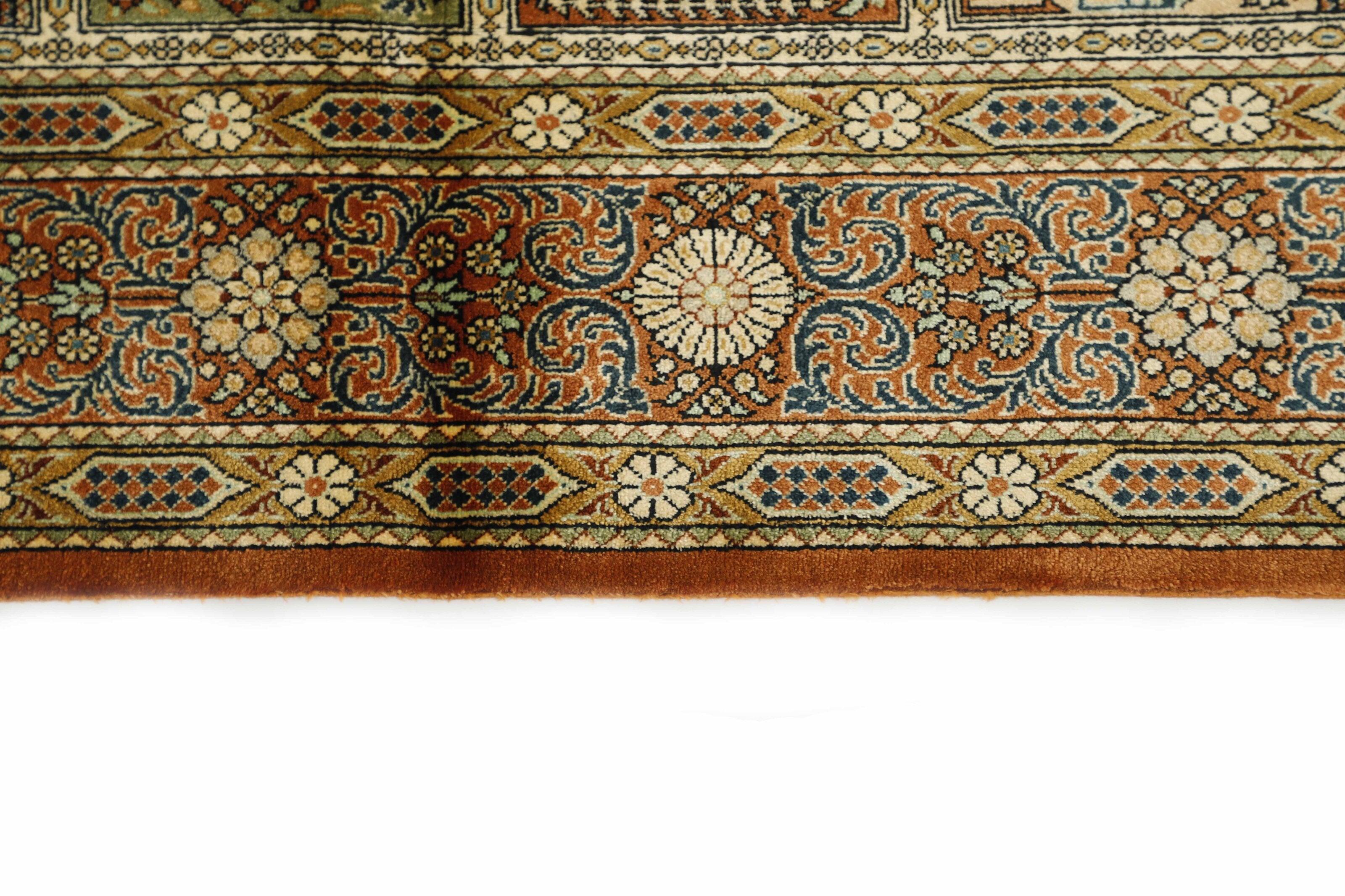 Ghom Silk 1495235