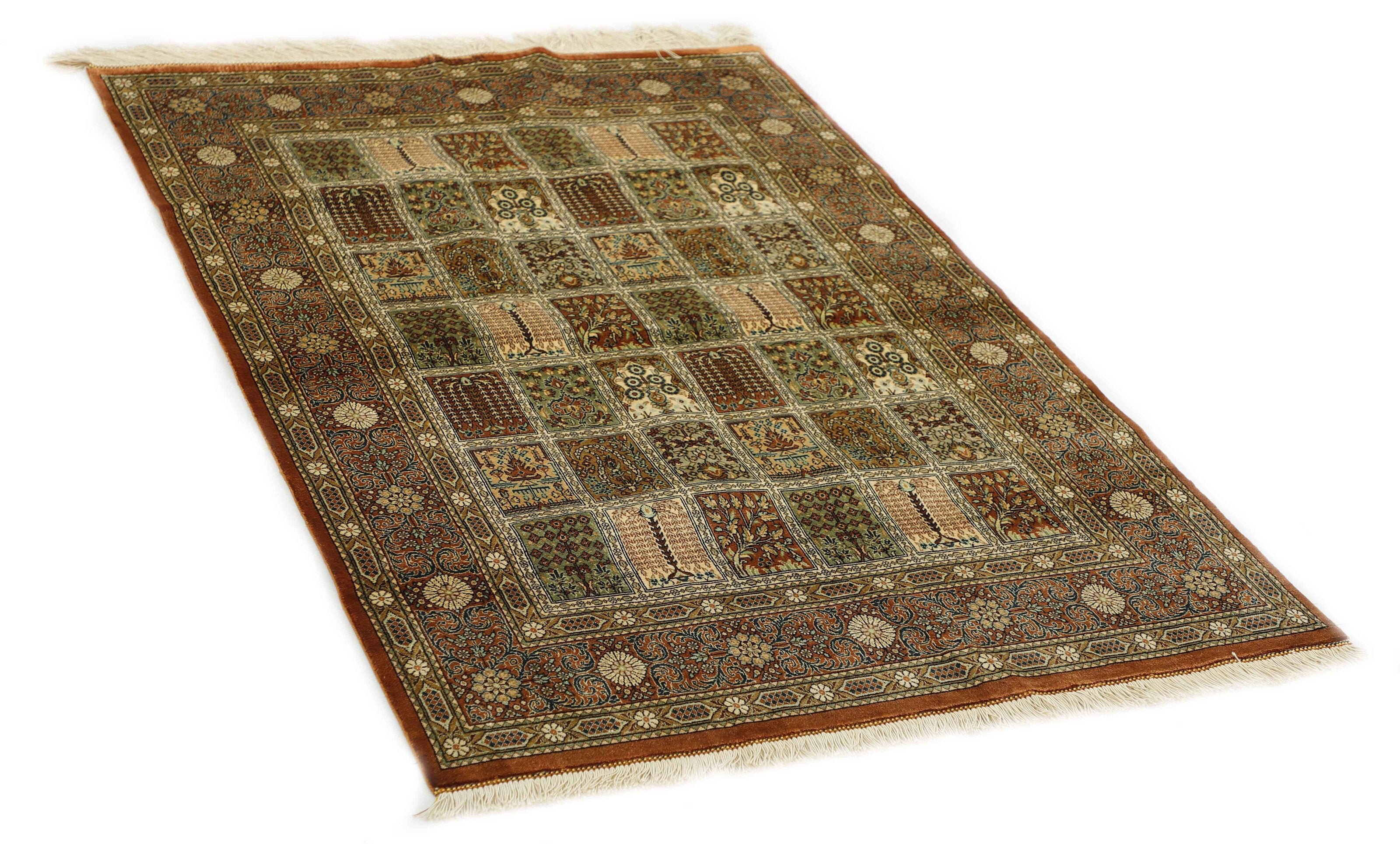 Ghom Silk 1495235