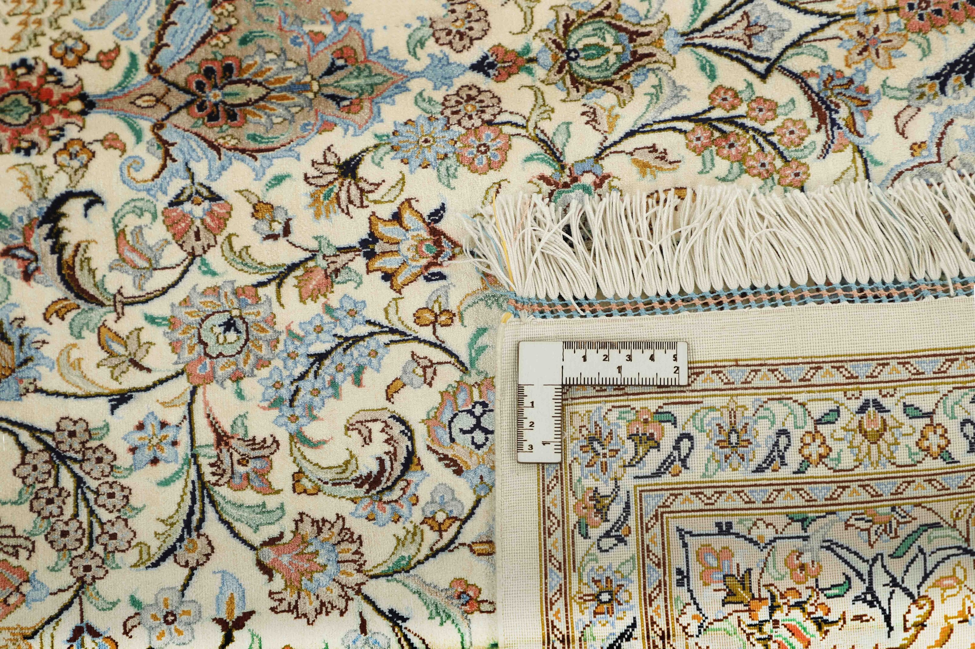 Ghom Silk 1495243