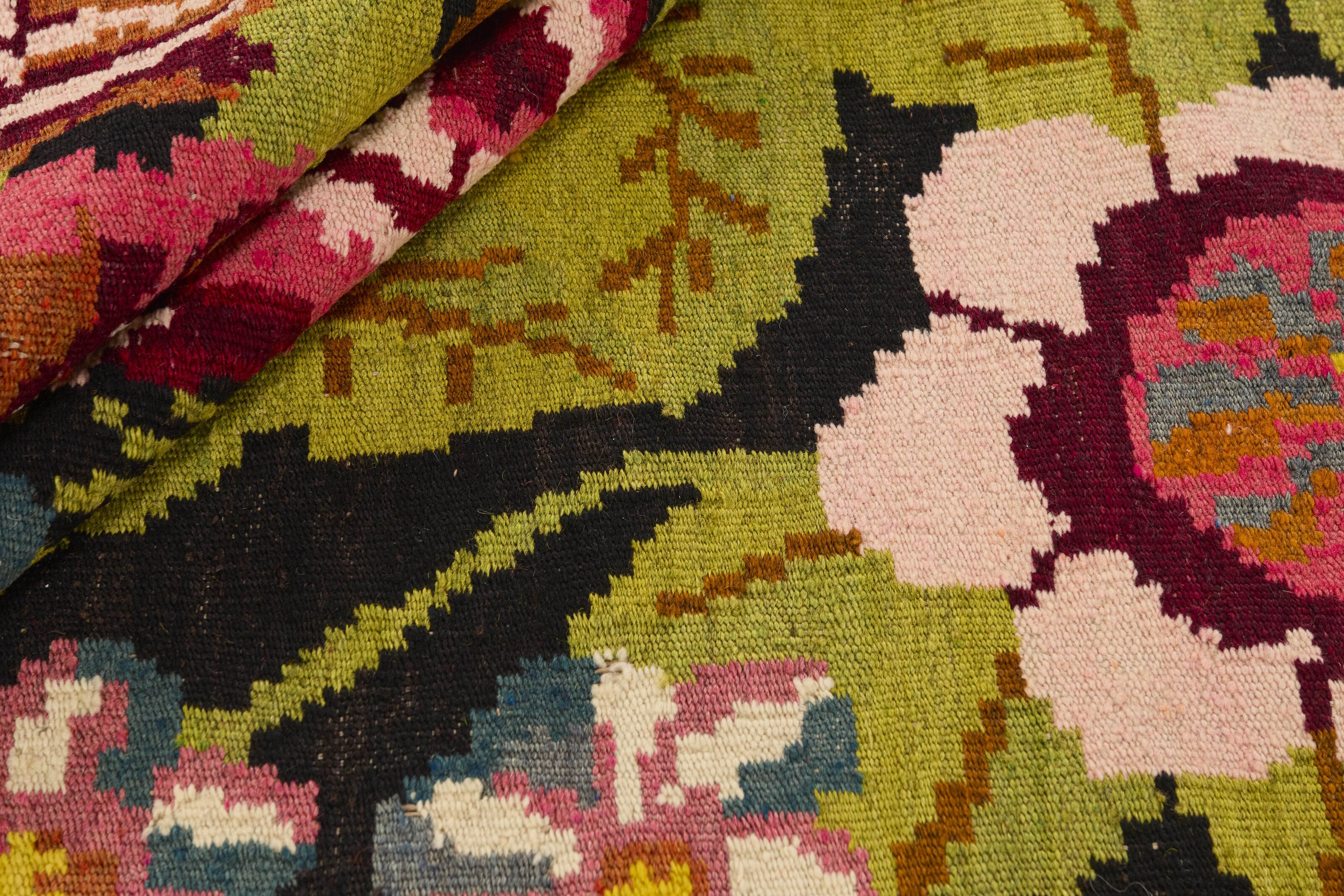 Rose Kilim Old 1499094