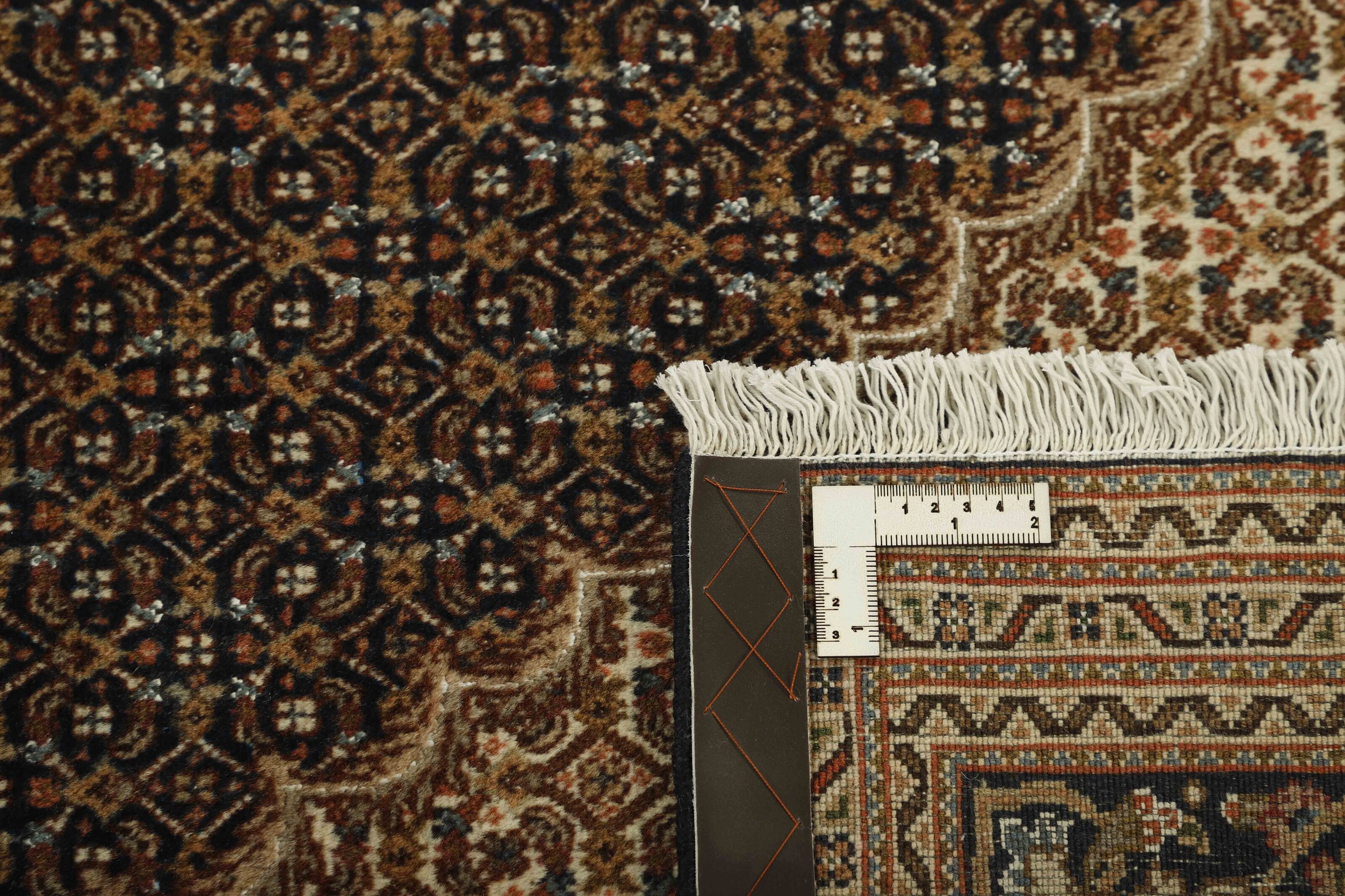 Tabriz 40 Mahi 1499330