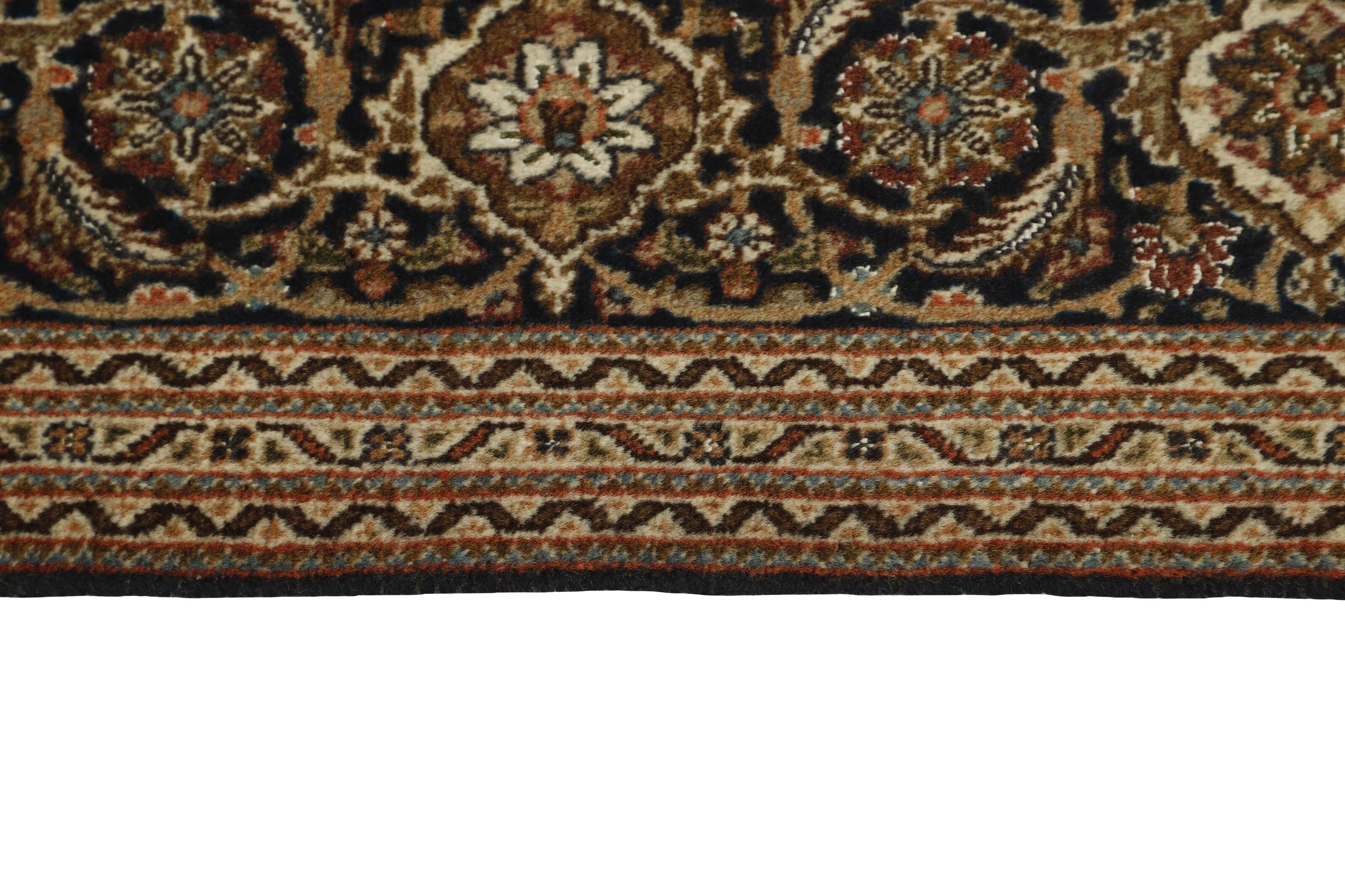 Tabriz 40 Mahi 1499330