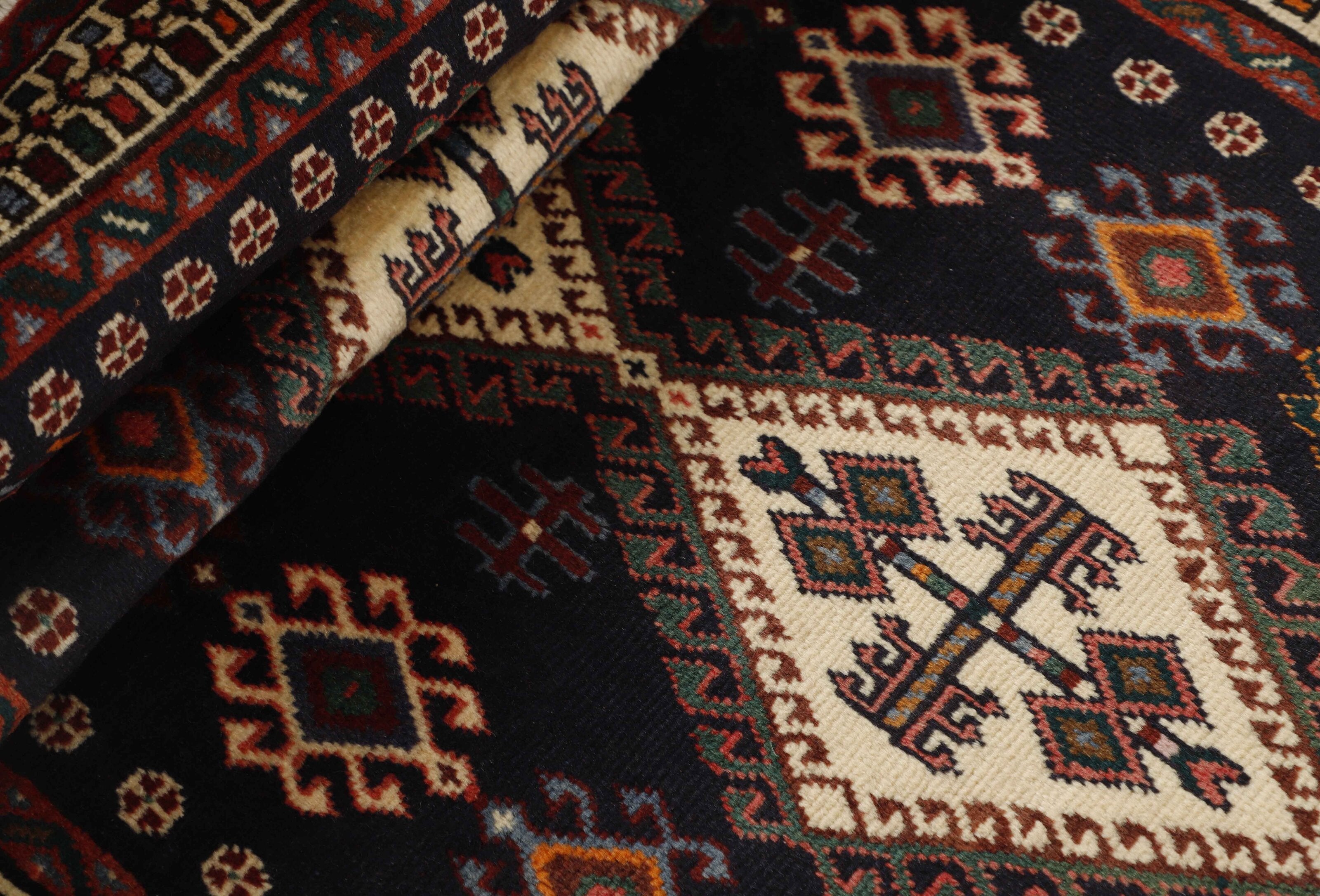 Afshar Runner 1514404