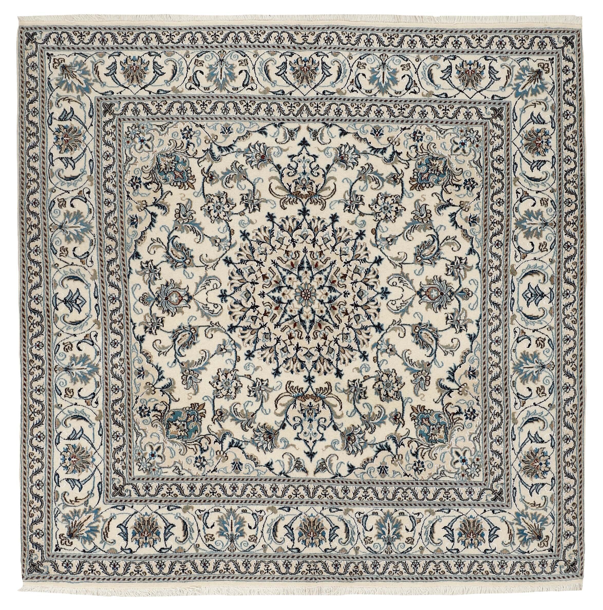 Nain Kashmar Square 1514598