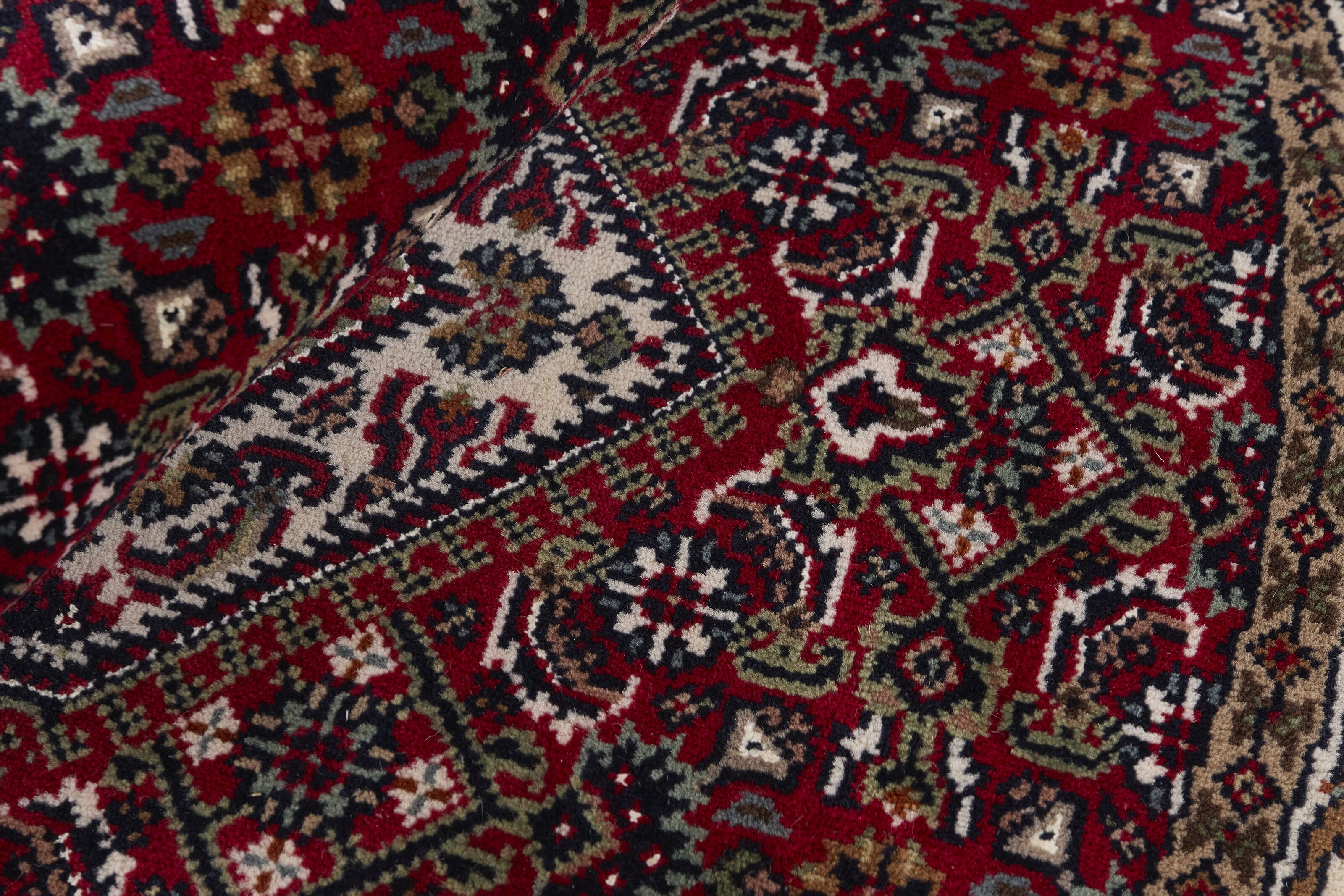 Bidjar Indi Circle 1516296