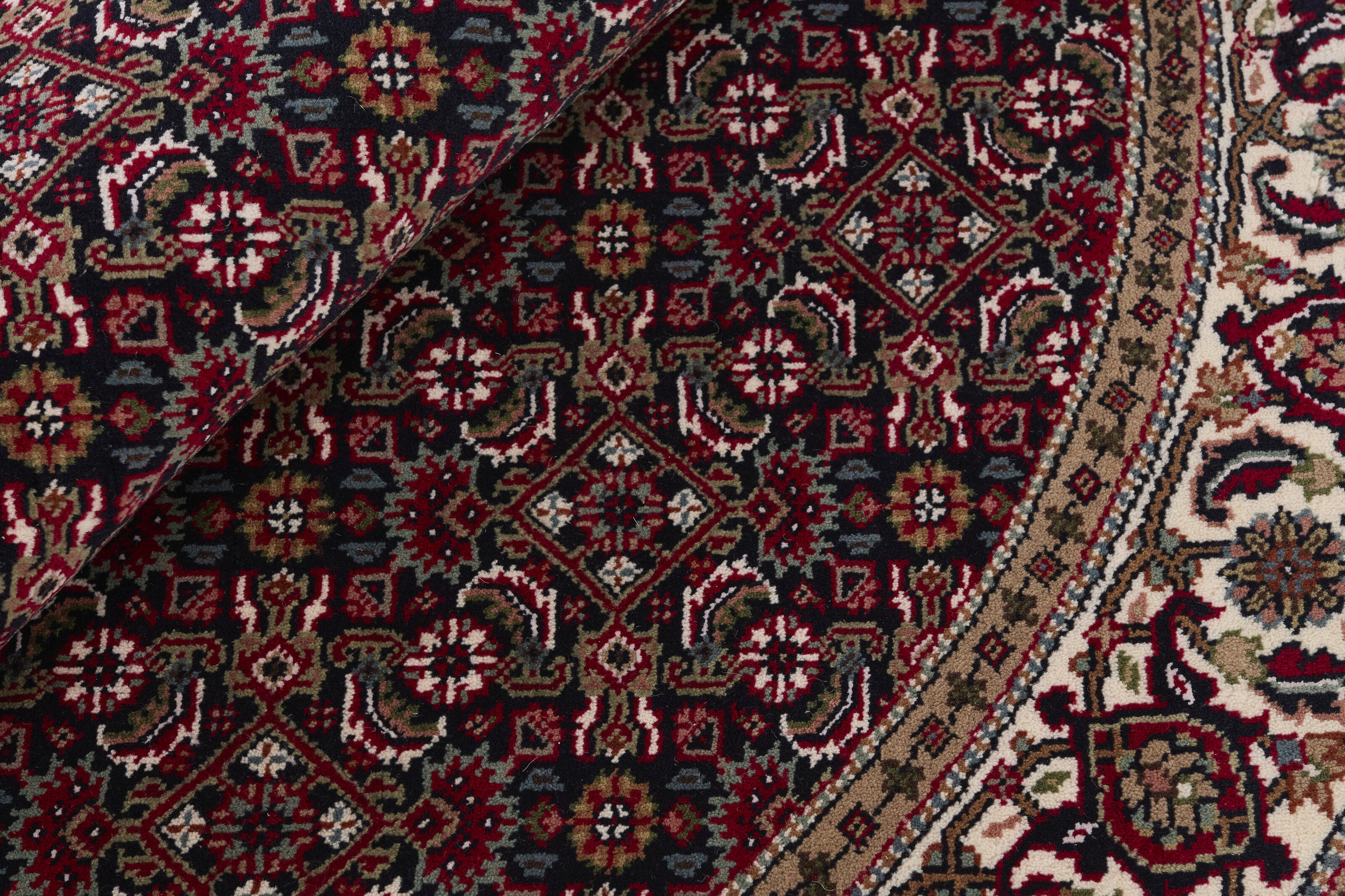 Bidjar Indi Circle 1516795