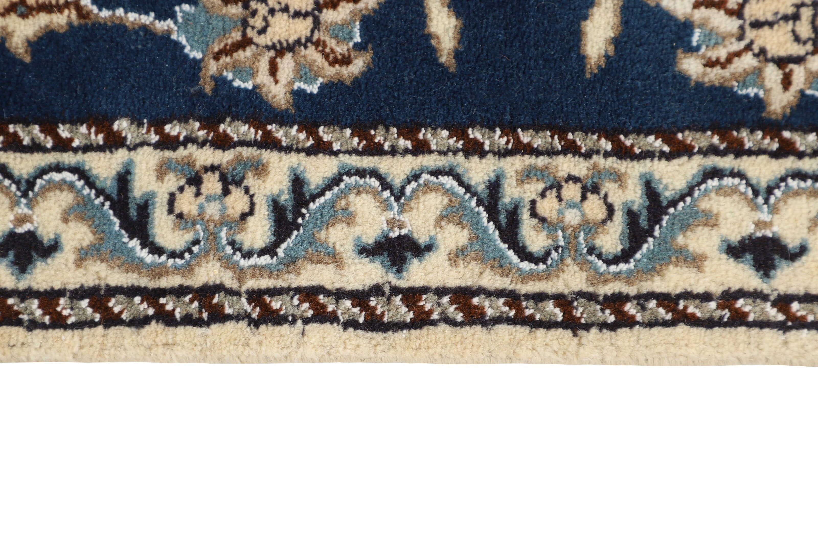 Nain Kashmar Runner 1519755