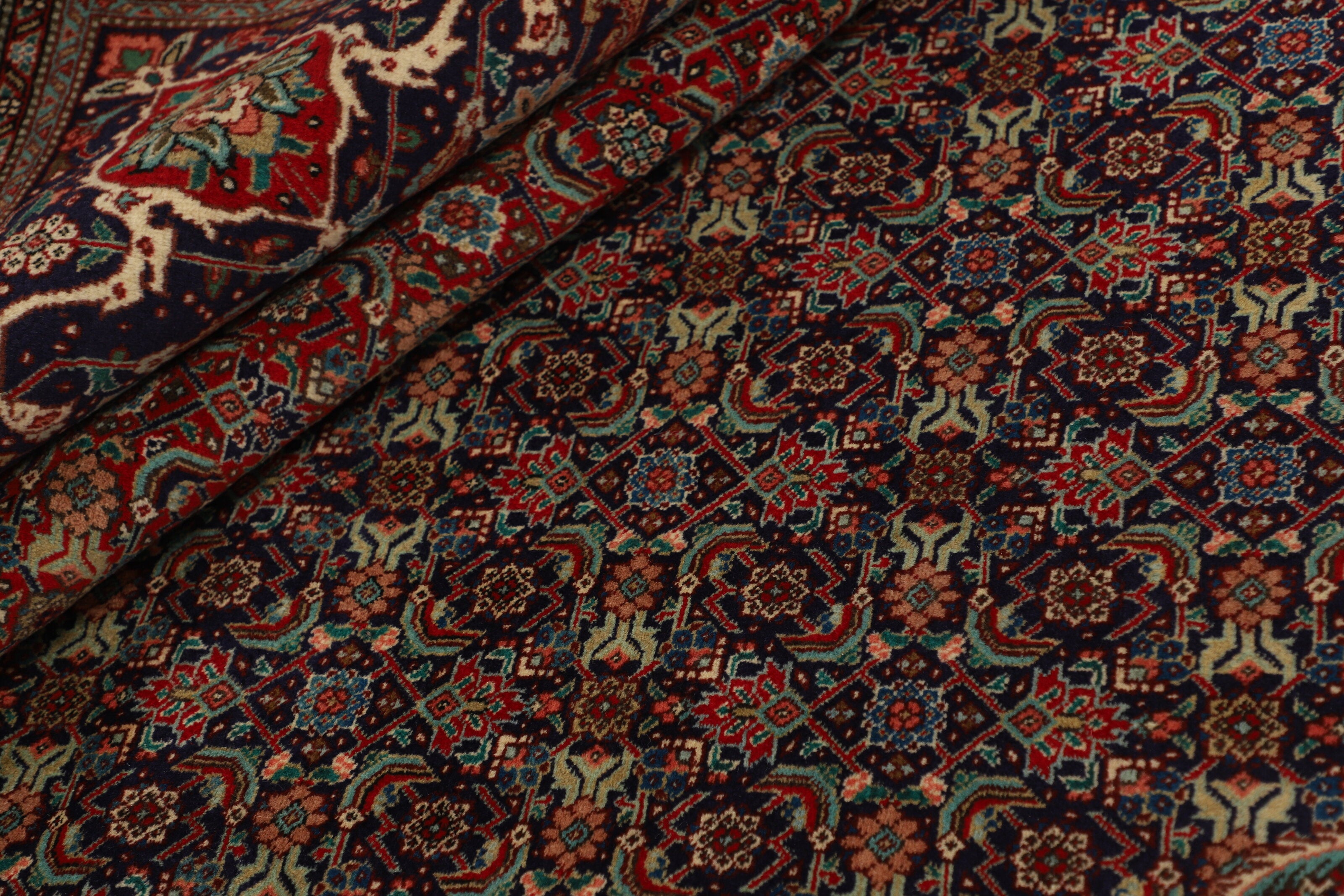 Tabriz 40 Mahi 1519854
