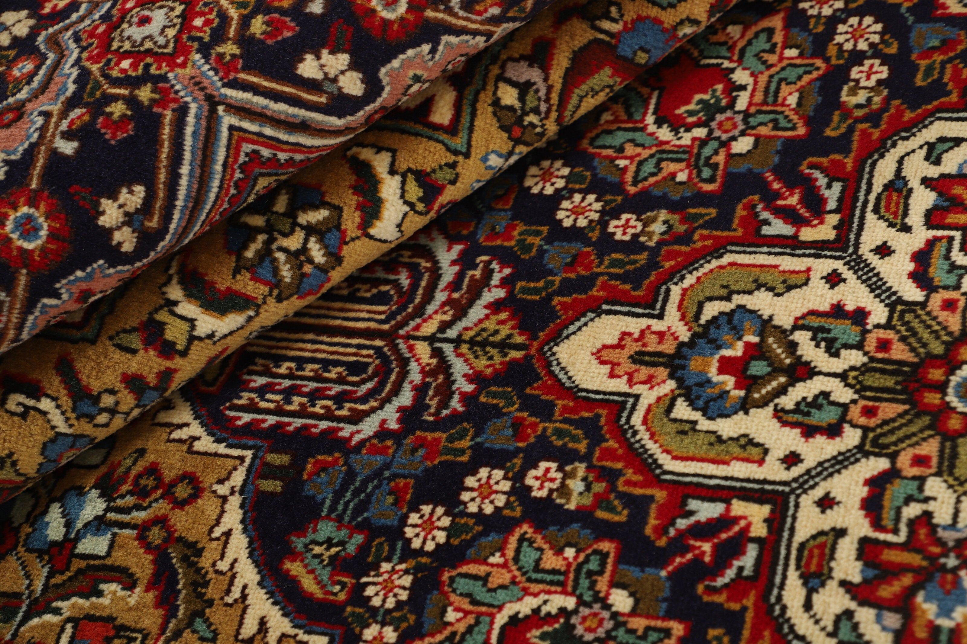 Tabriz 1519861