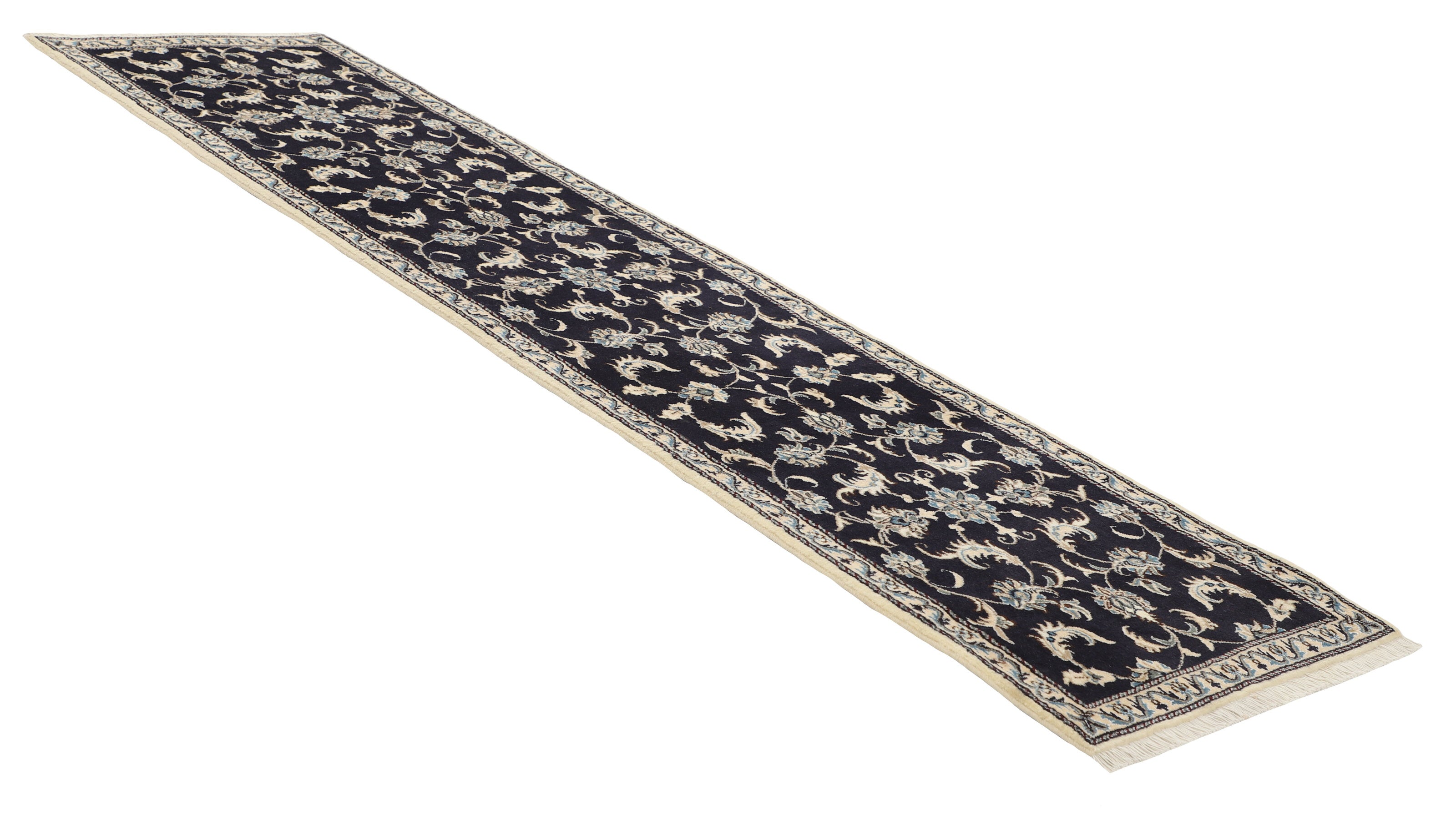 Nain Kashmar Runner 1519903