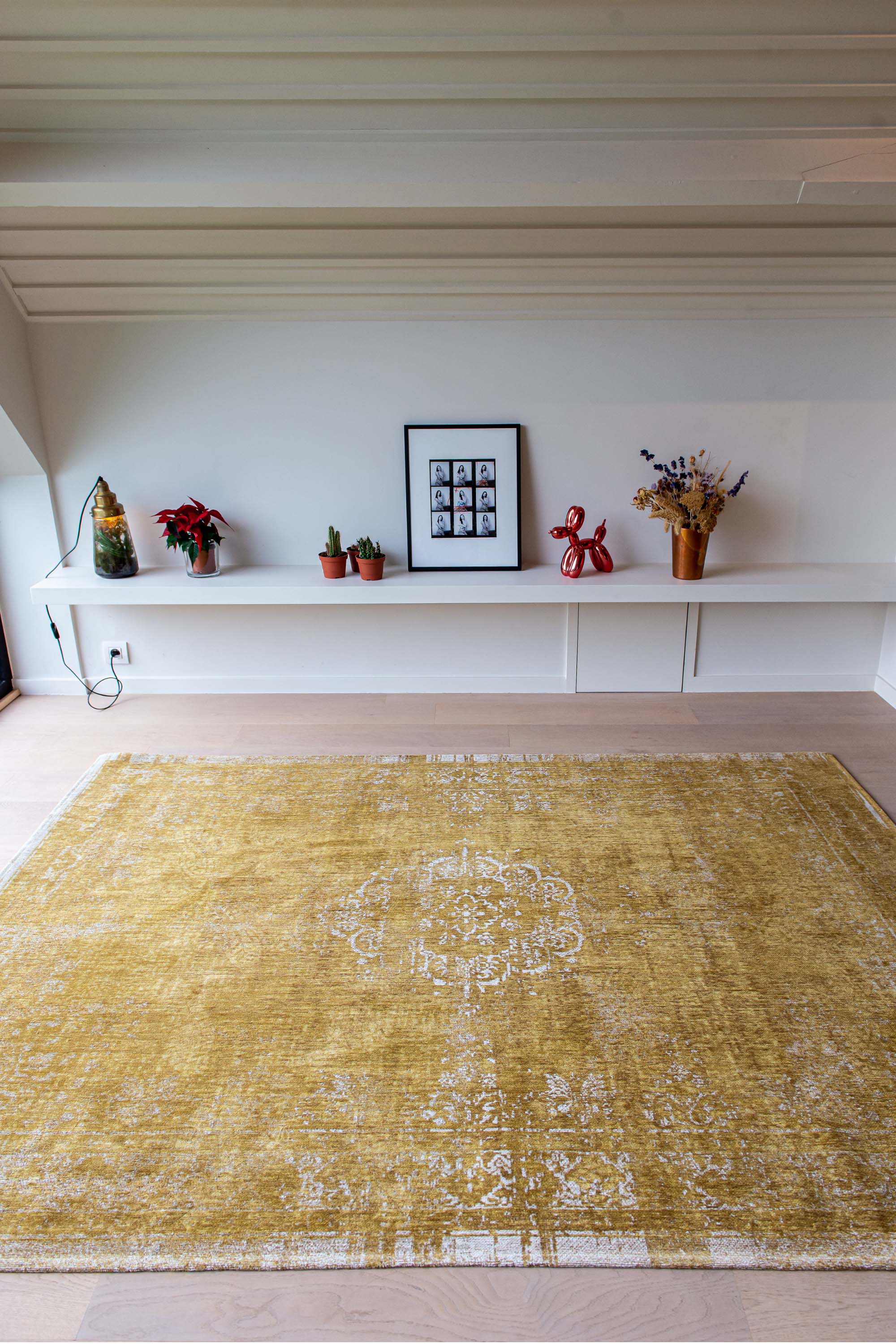 yellow vintage style rug