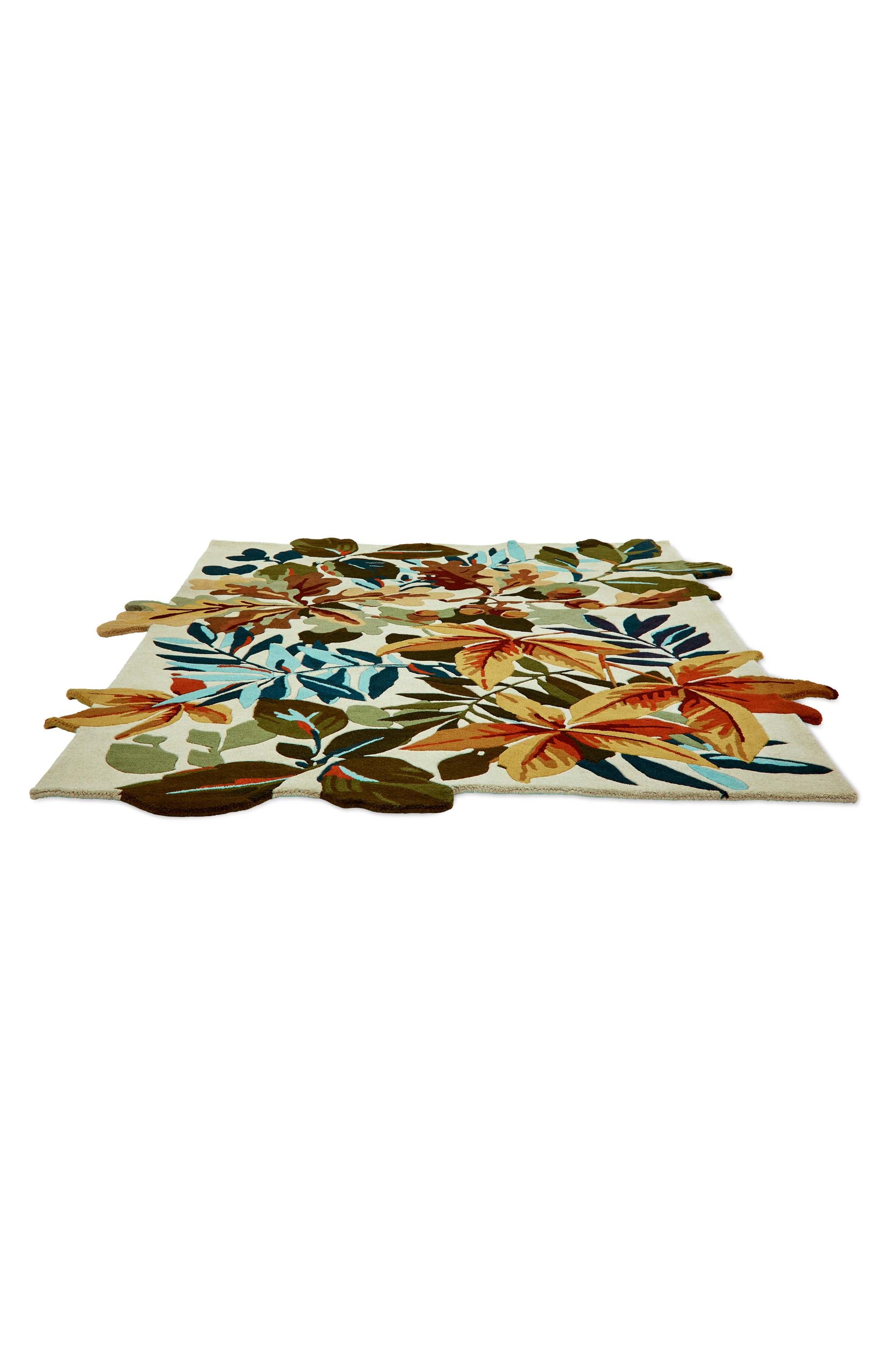 Floral rug with extruding pattern in neutral tones