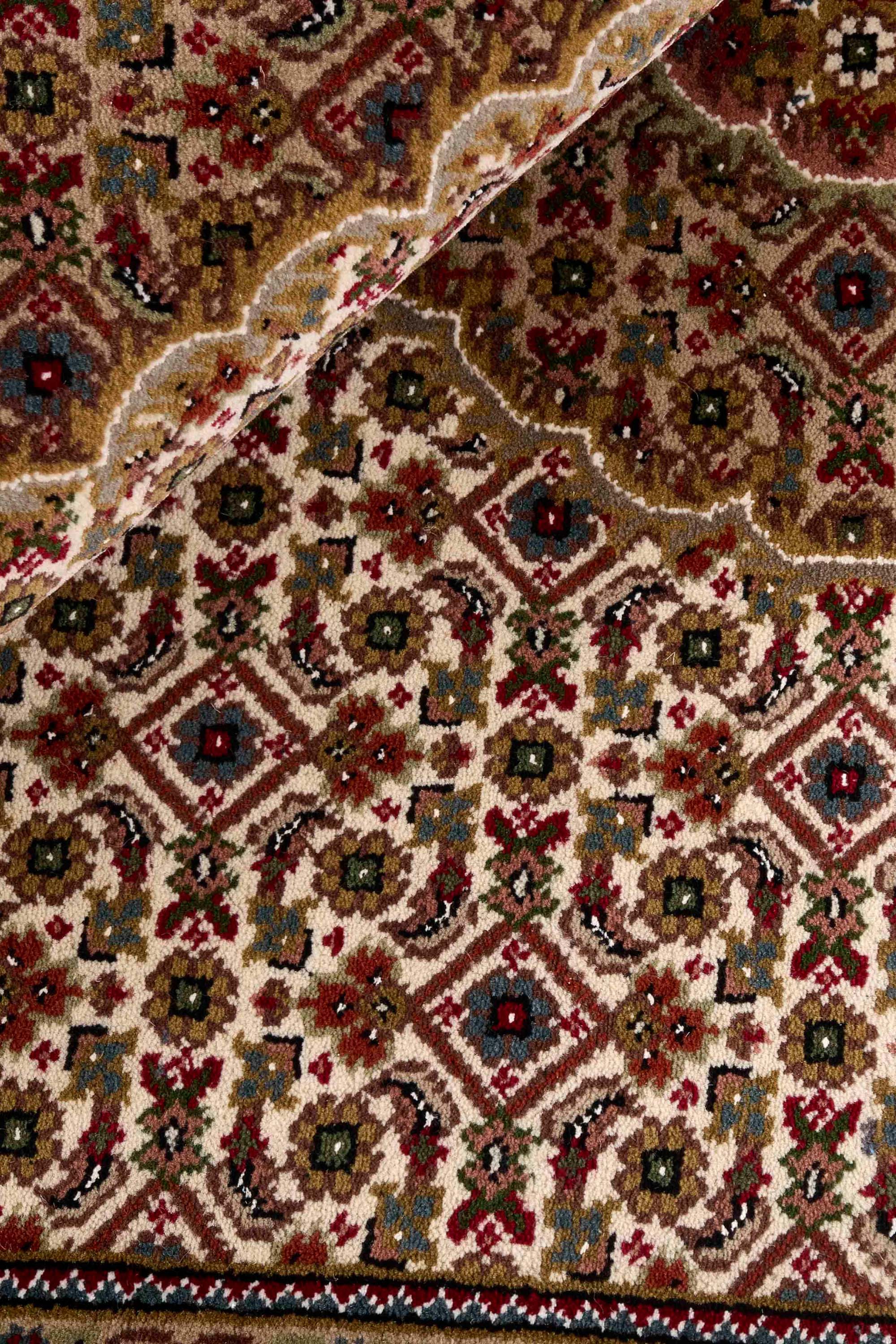 Traditional brown Luxury Tabriz Indi rug
