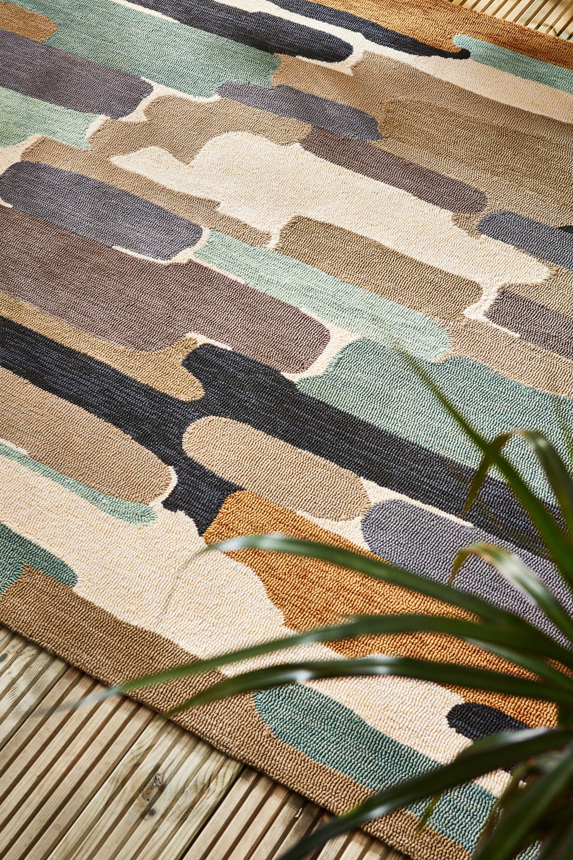 Multicolour abstract outdoor rug