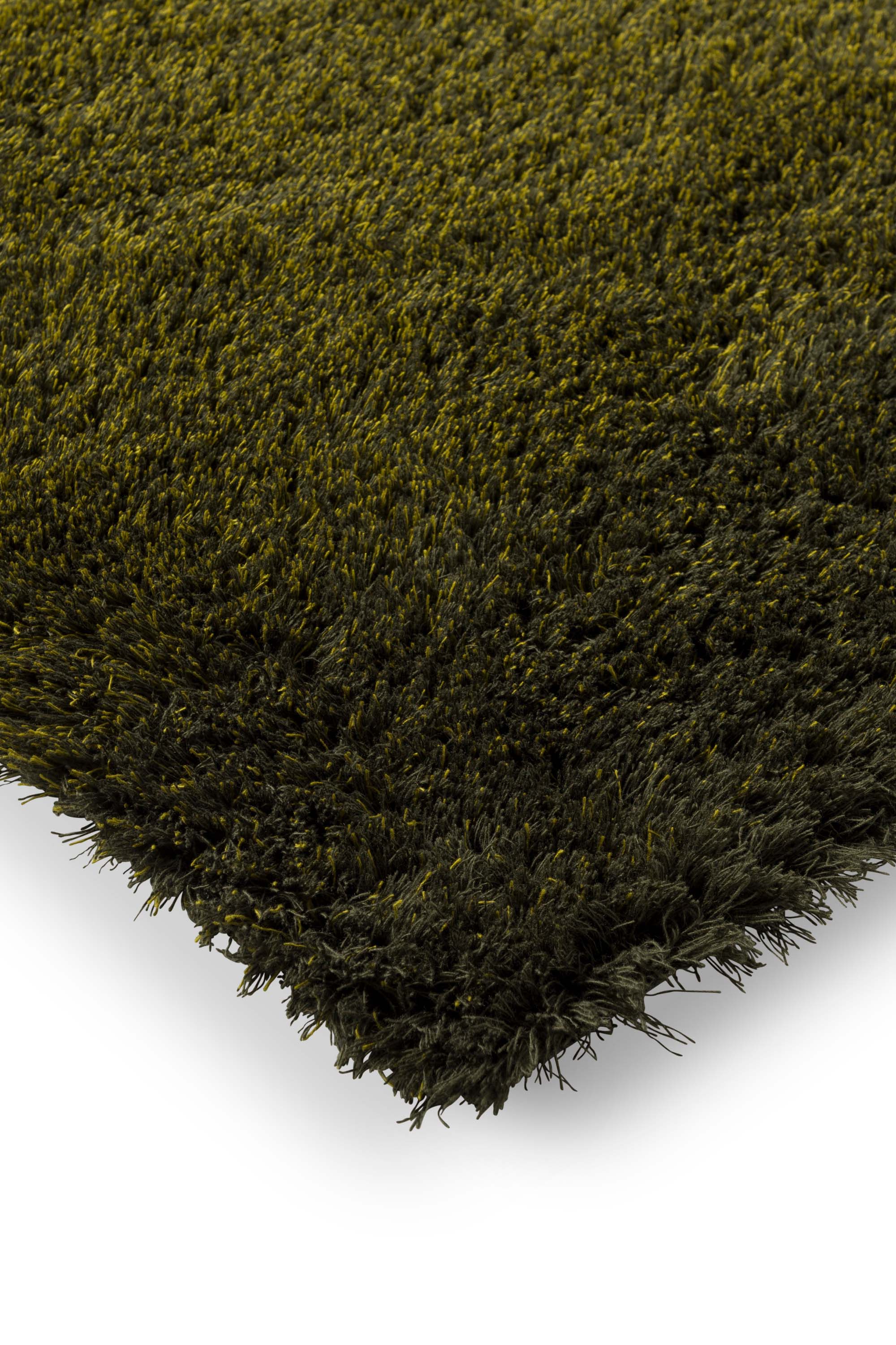 Plain green rug with shaggy pile