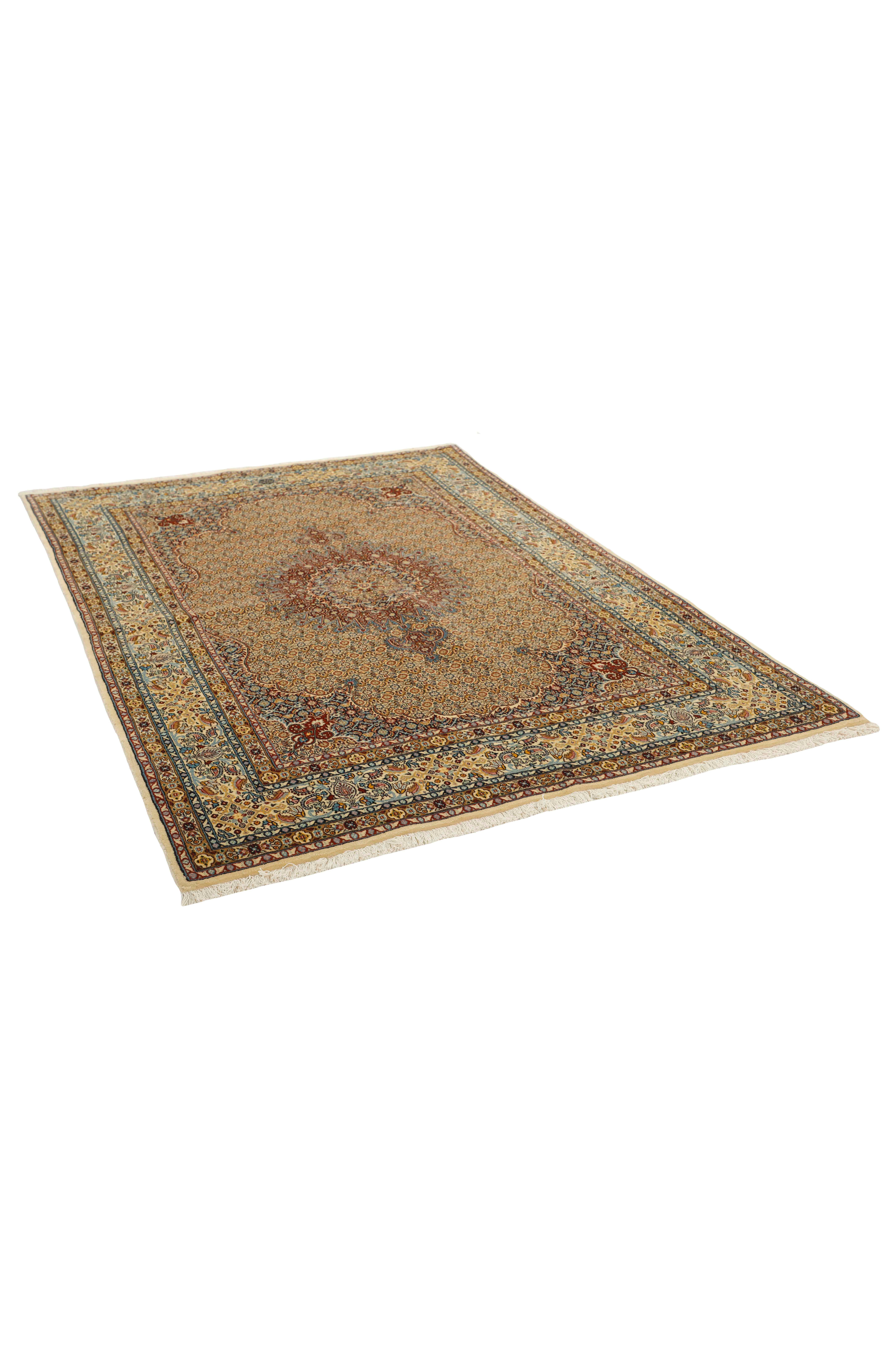 Traditional Bordered Moud Mahi rug with centre medallion 