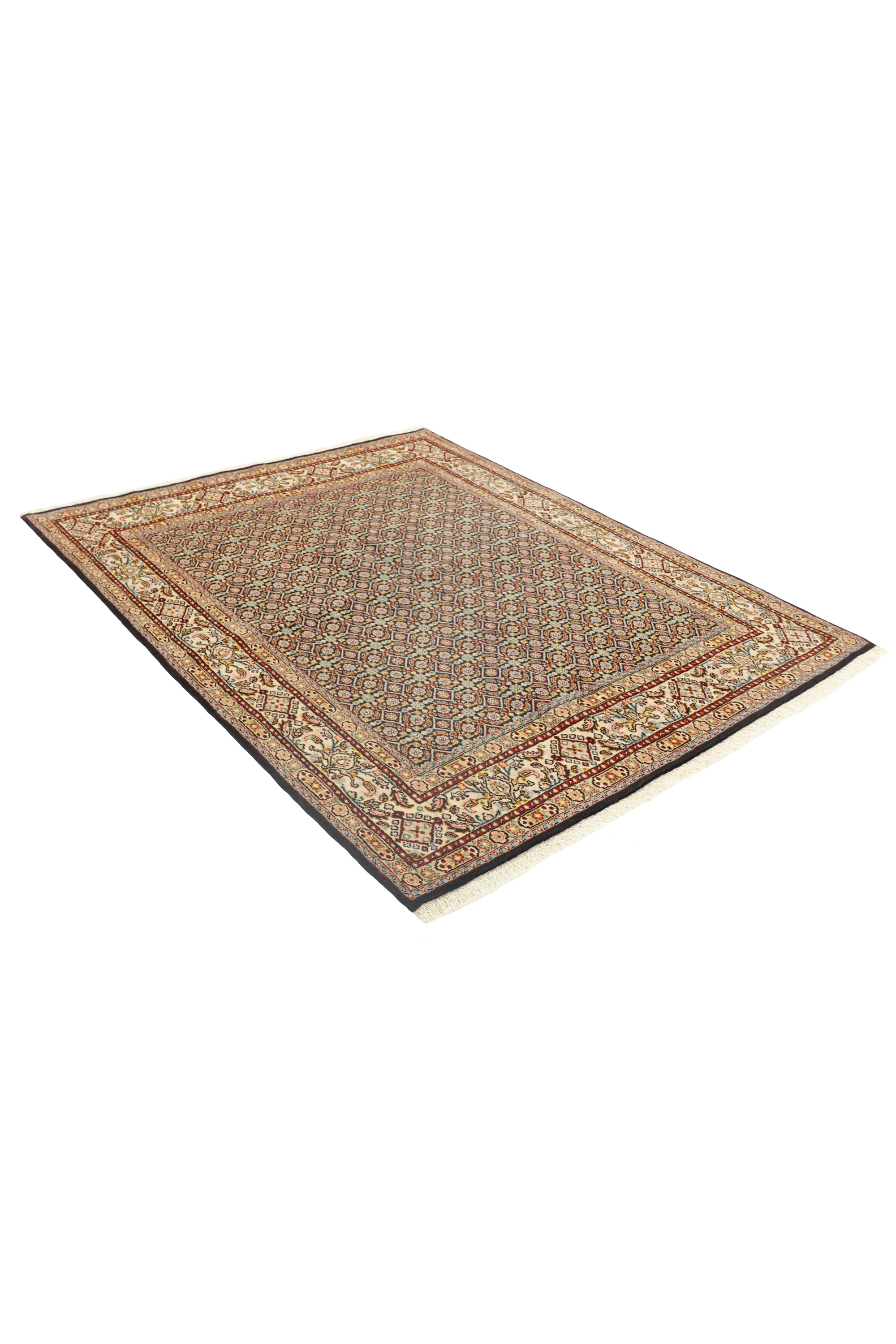 Traditional luxury Moud Mahi bordered rug