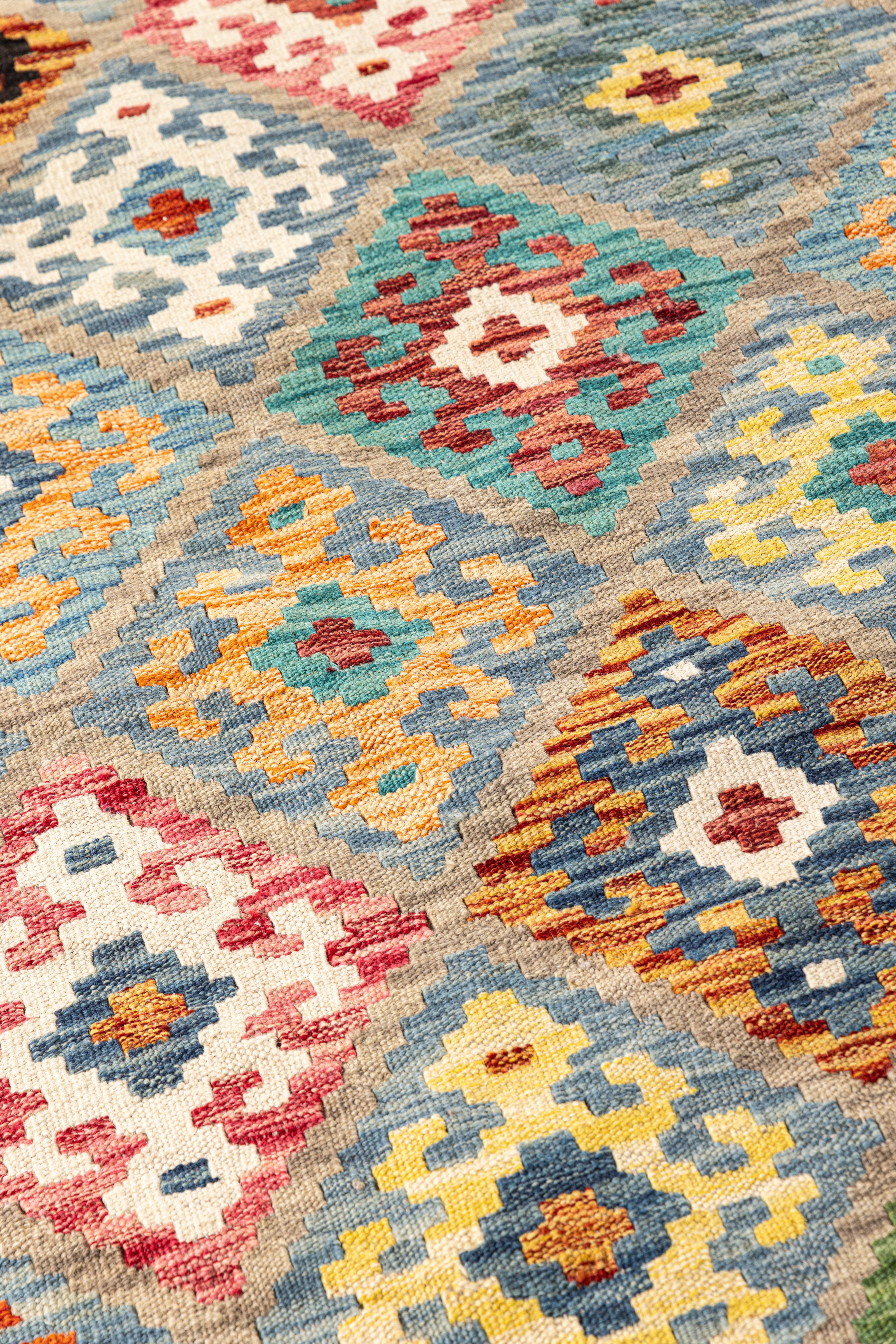 Handmade Kilim Rug 8200