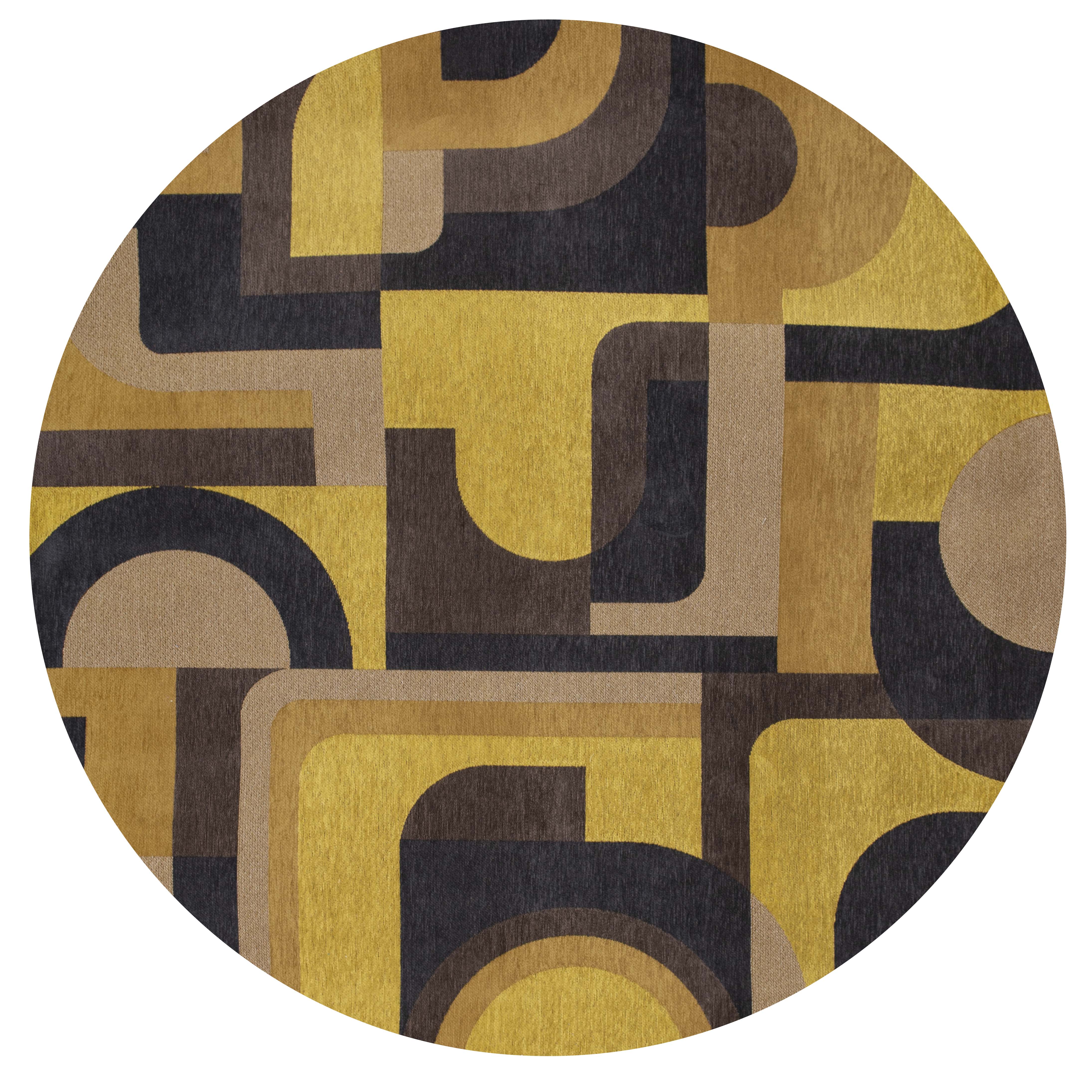 Circle flatweave area rug with retro pattern in yellow, navy and brown