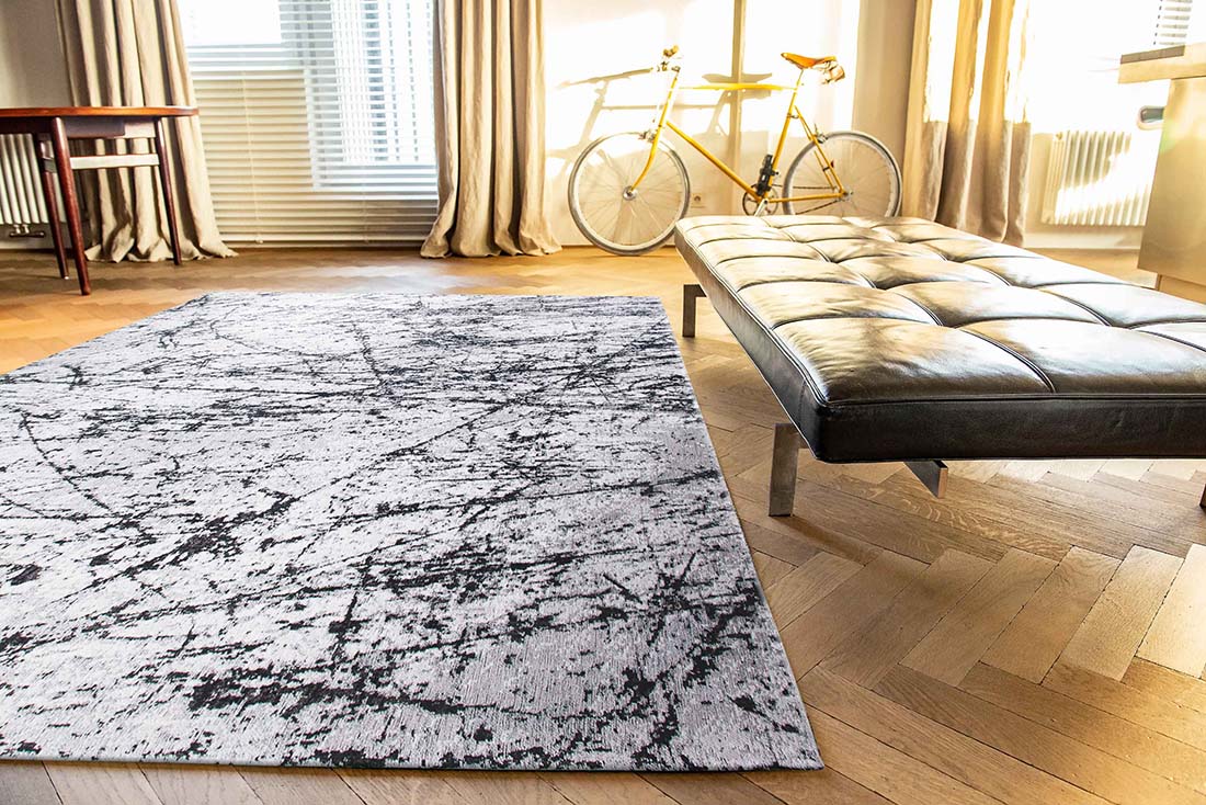 cream flatweave rug with modern abstract design
