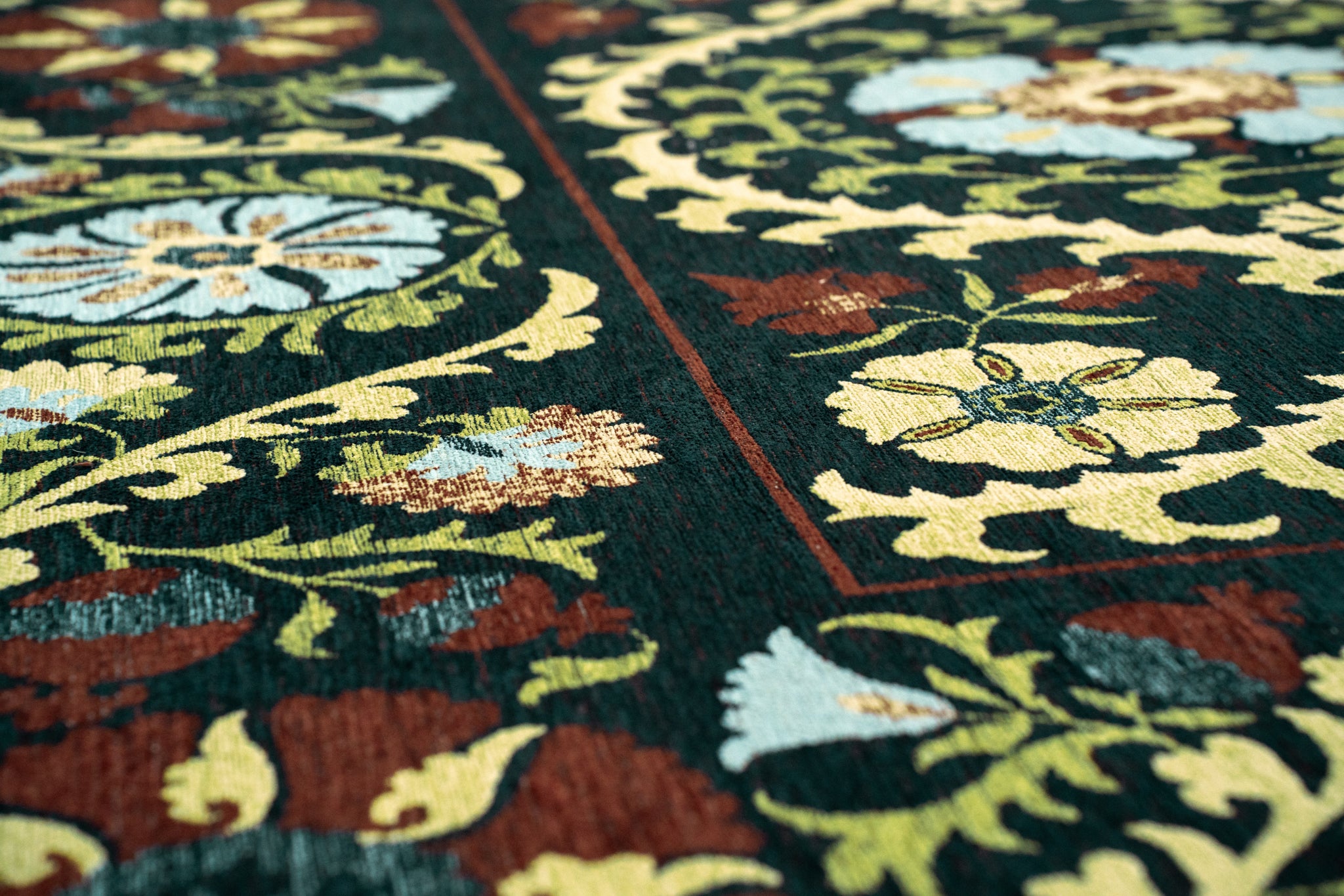 Antiquarian Bavaria Suzani 9729