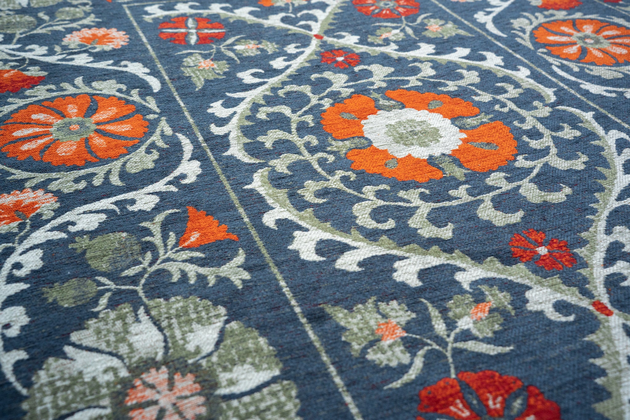 Antiquarian Nordic Suzani 9733
