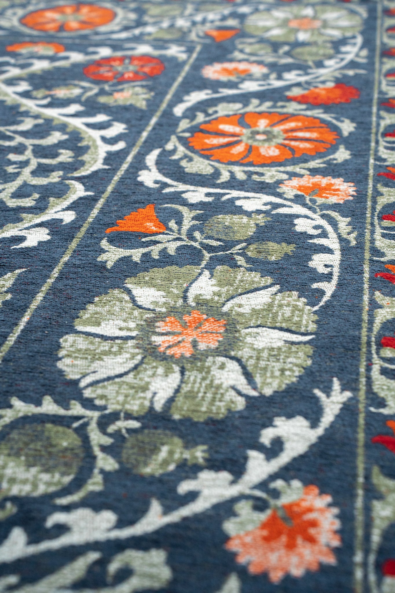 Antiquarian Nordic Suzani 9733