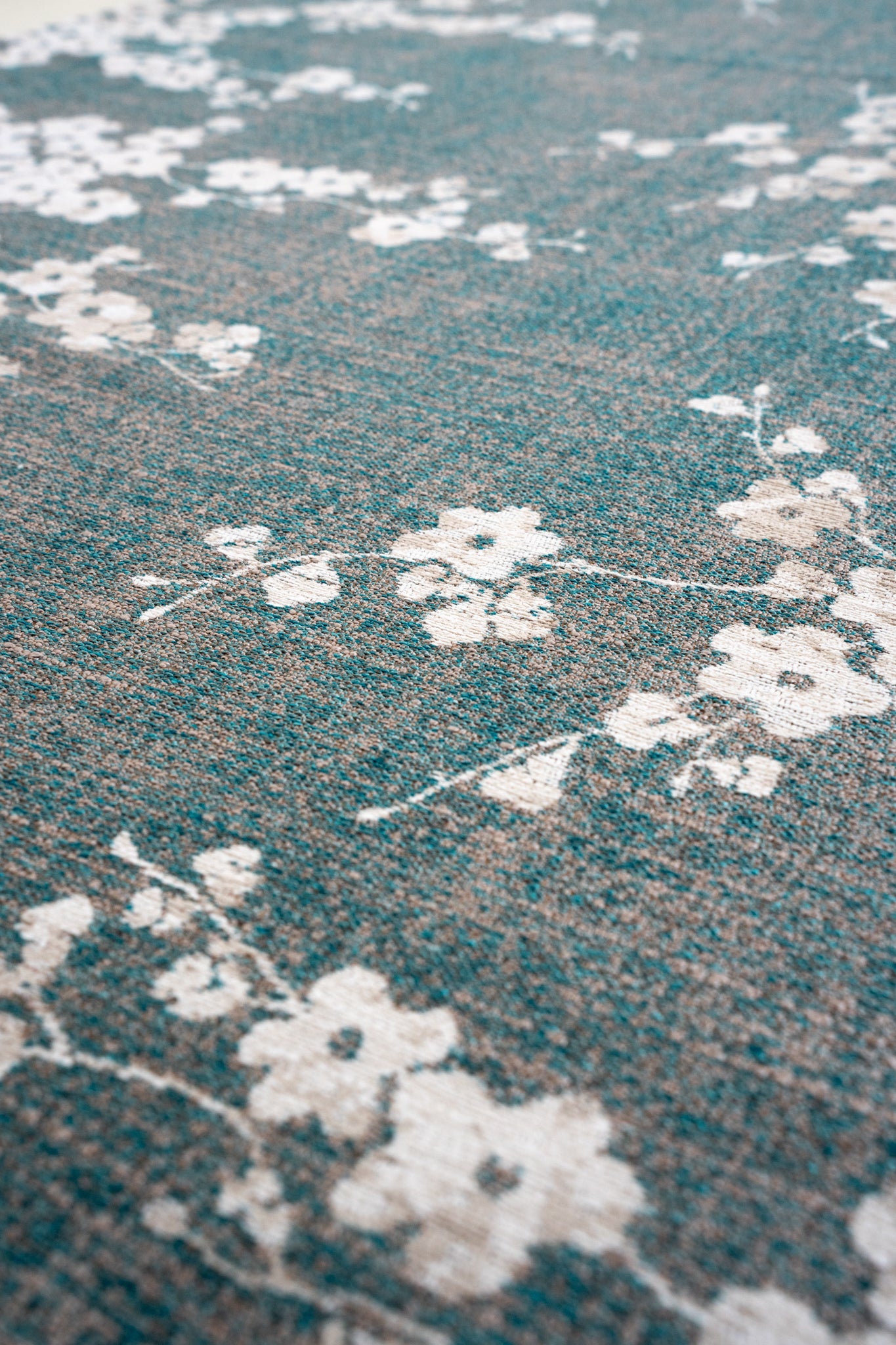 Sakura Lake Blue 9850
