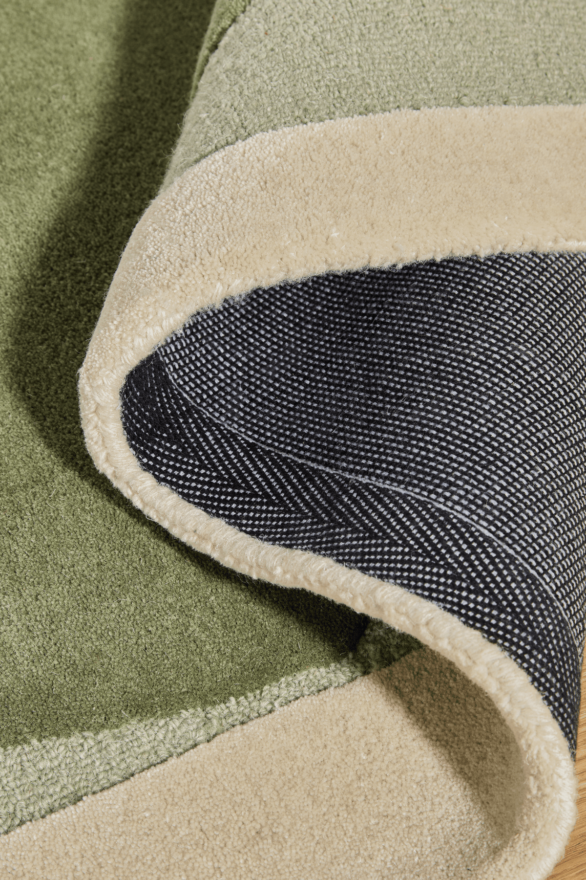Asiatic x Made Kinney Green