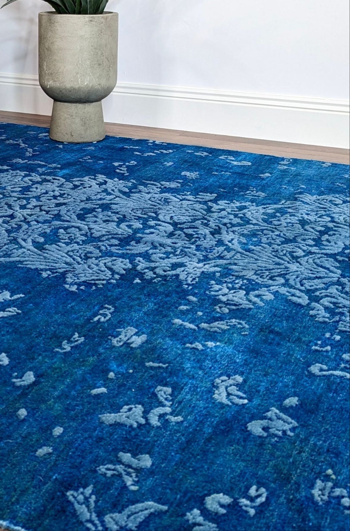 Authentic oriental rug with a damask pattern in beigeAuthentic oriental rug with a damask pattern in beige