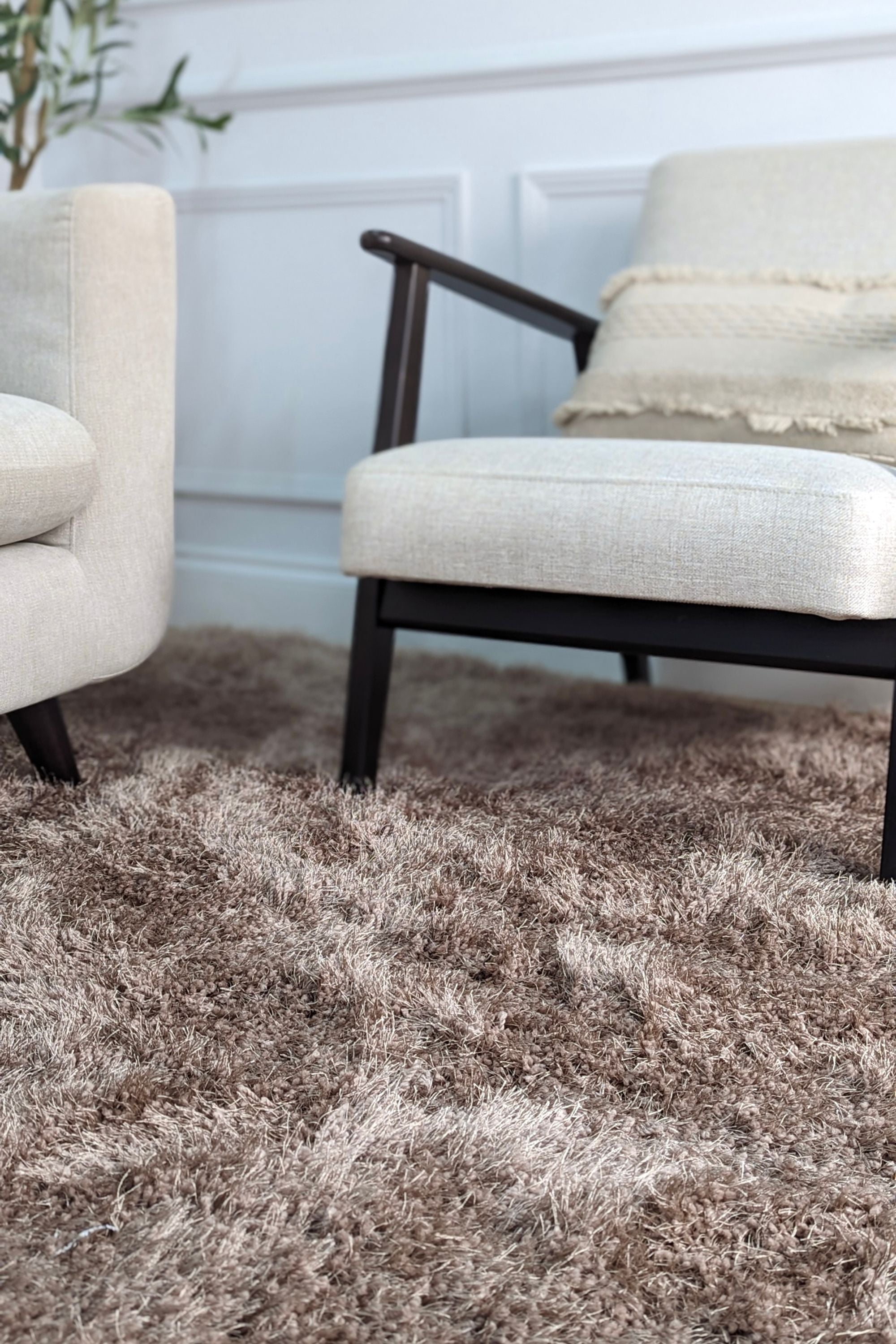 Mink shagpile rug