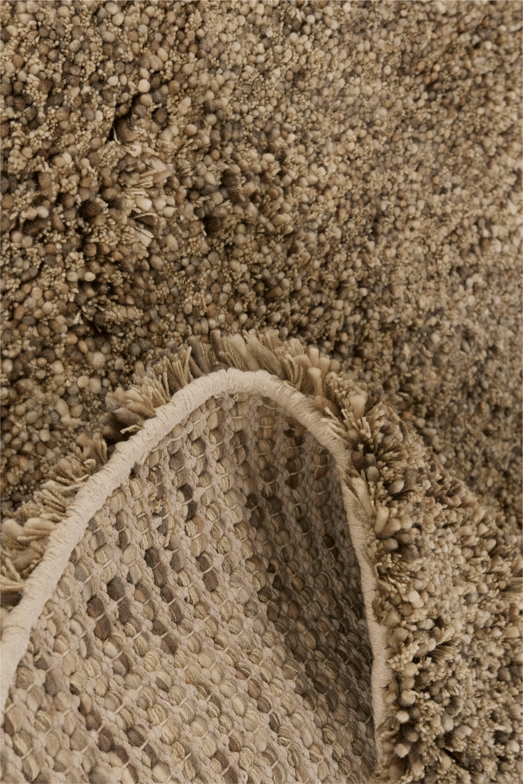 Coral Beige Round
