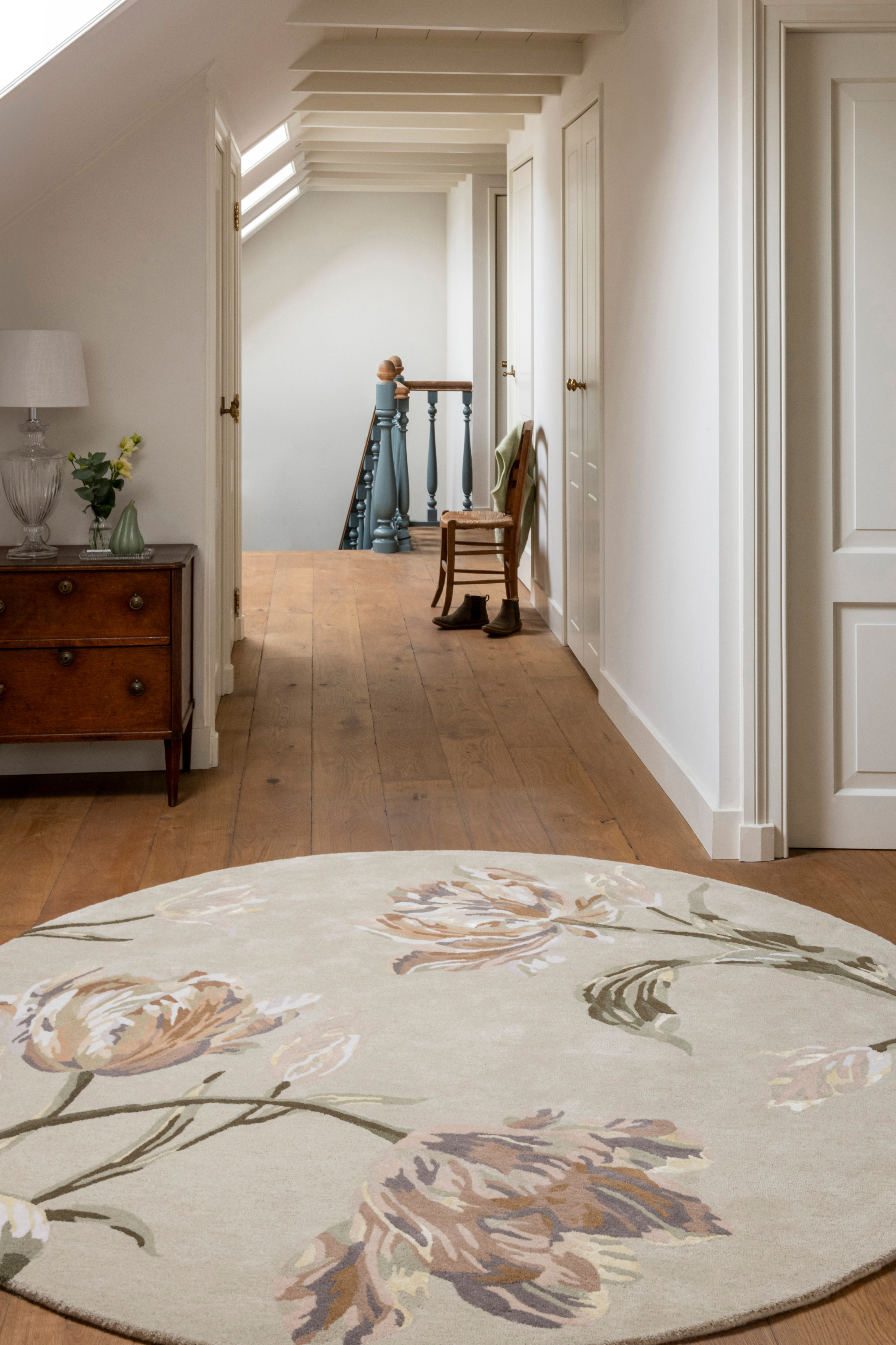 Laura Ashley Gosford Natural/Sage Green 81307 Round