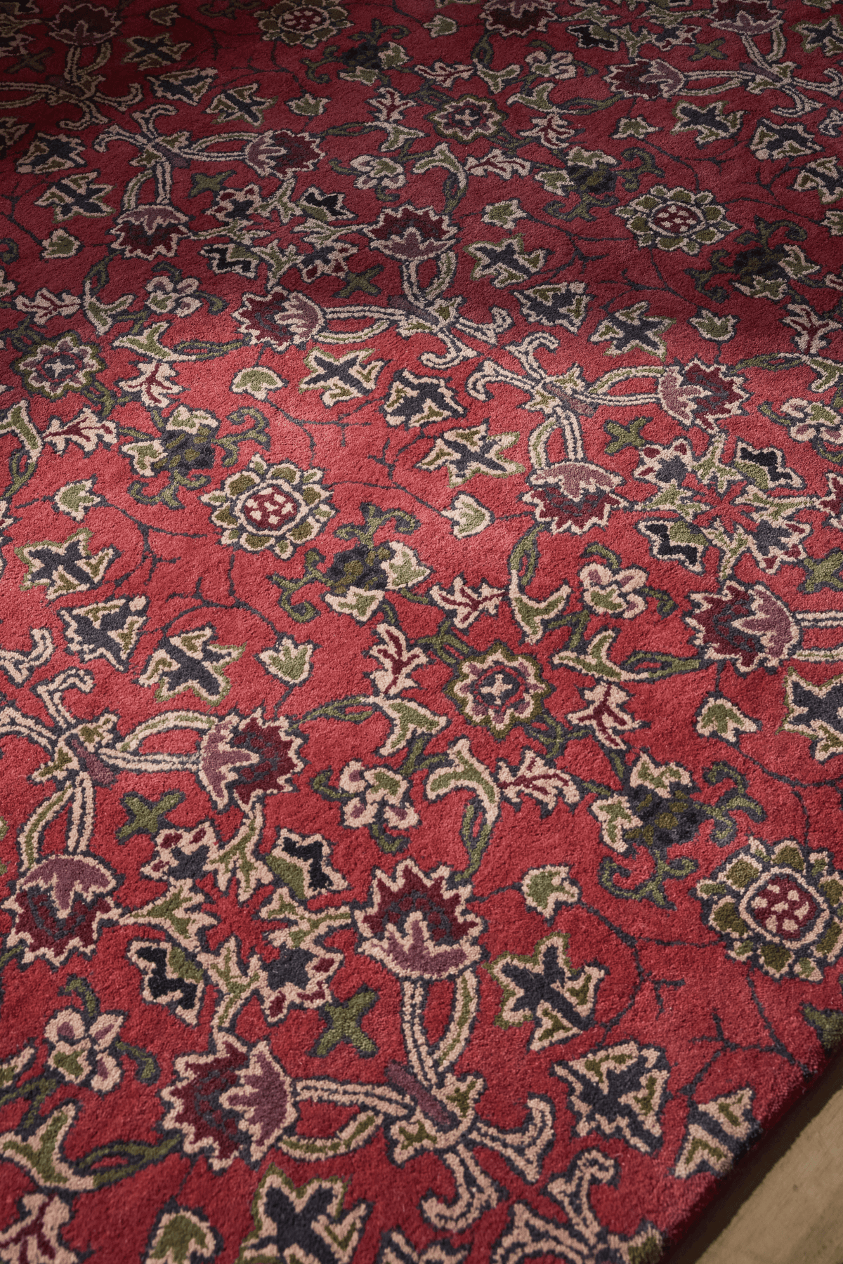 Morris & Co Persian Scroll Plum 130603