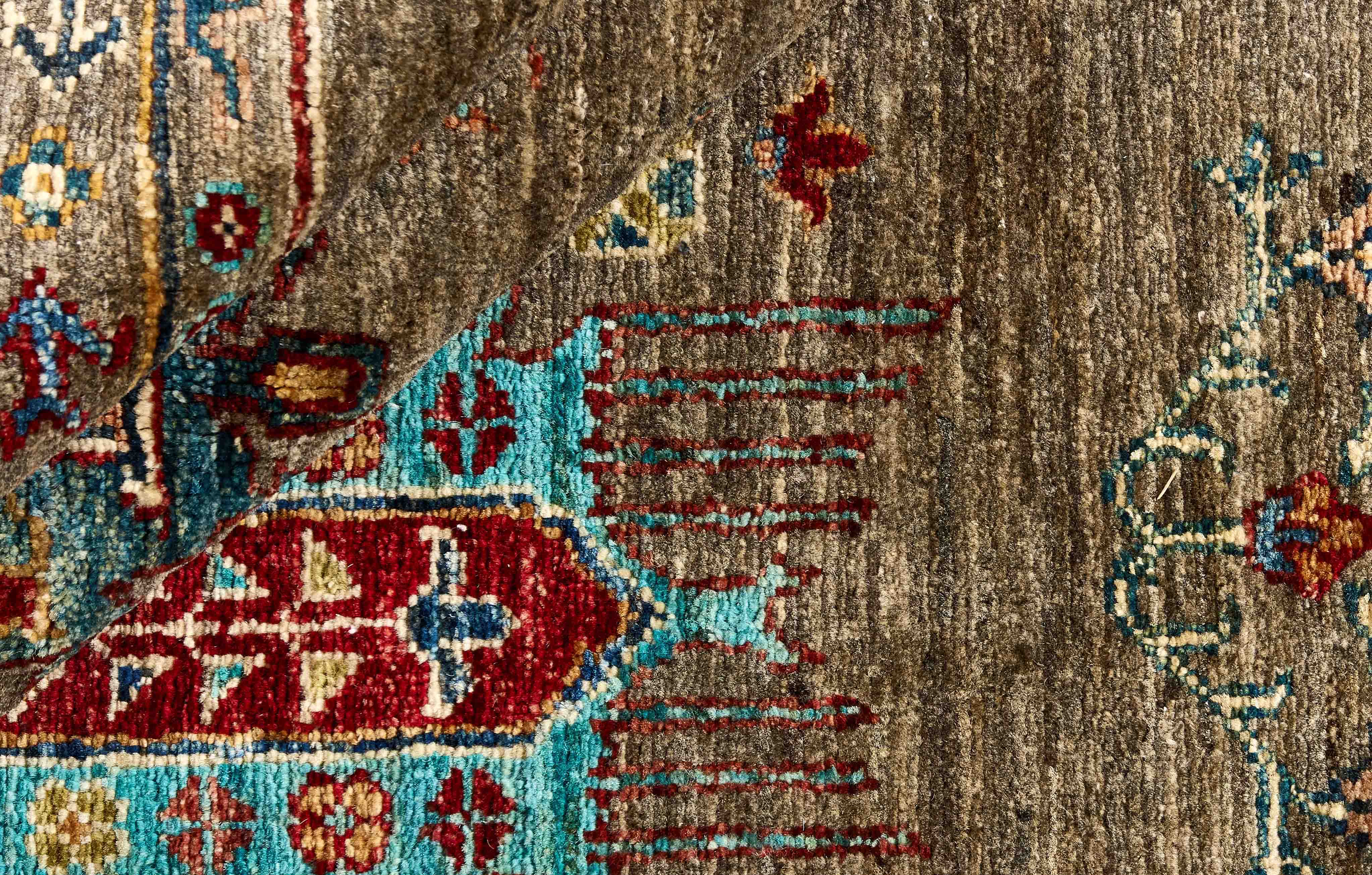 Traditional multicolour luxury Ziegler Fine Ariana Style rug