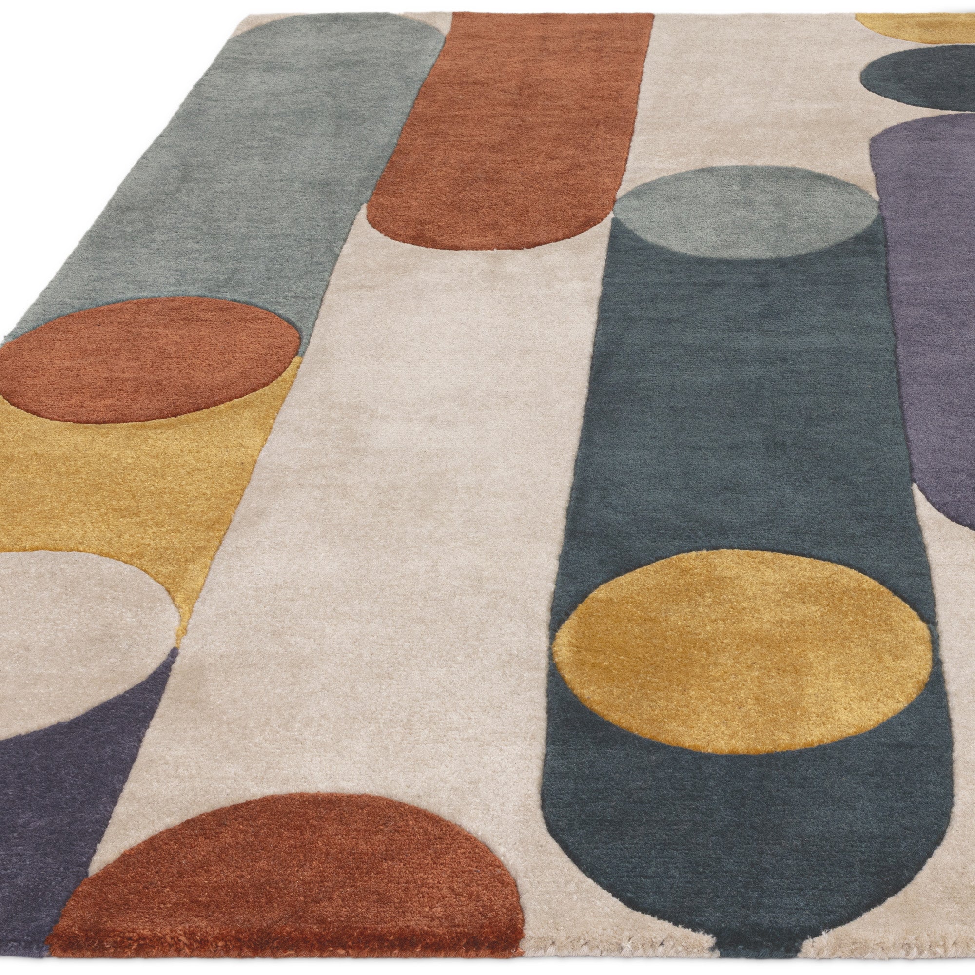 Multicolour retro rug with linear and circle pattern