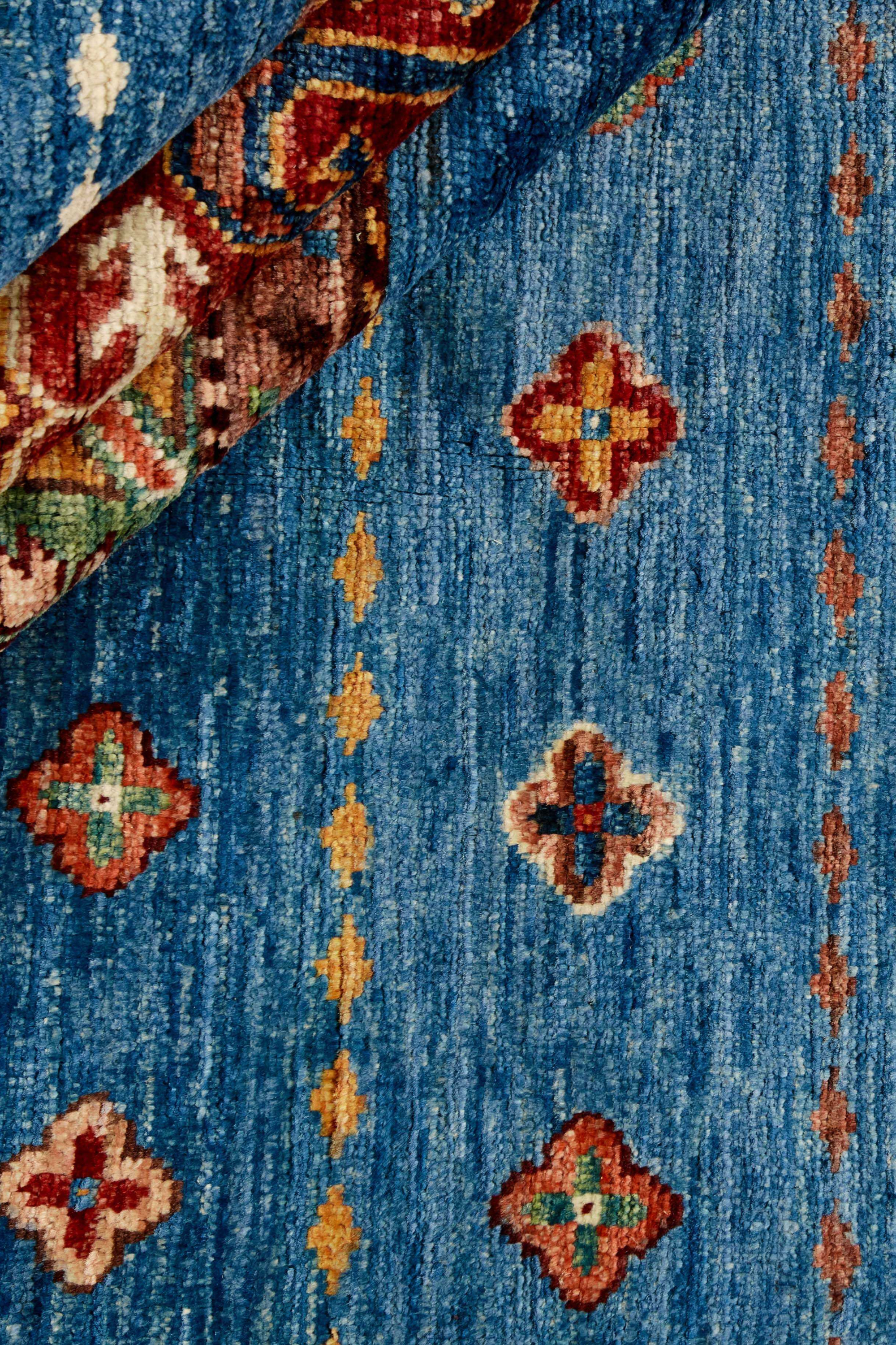 Traditional blue Shall rug