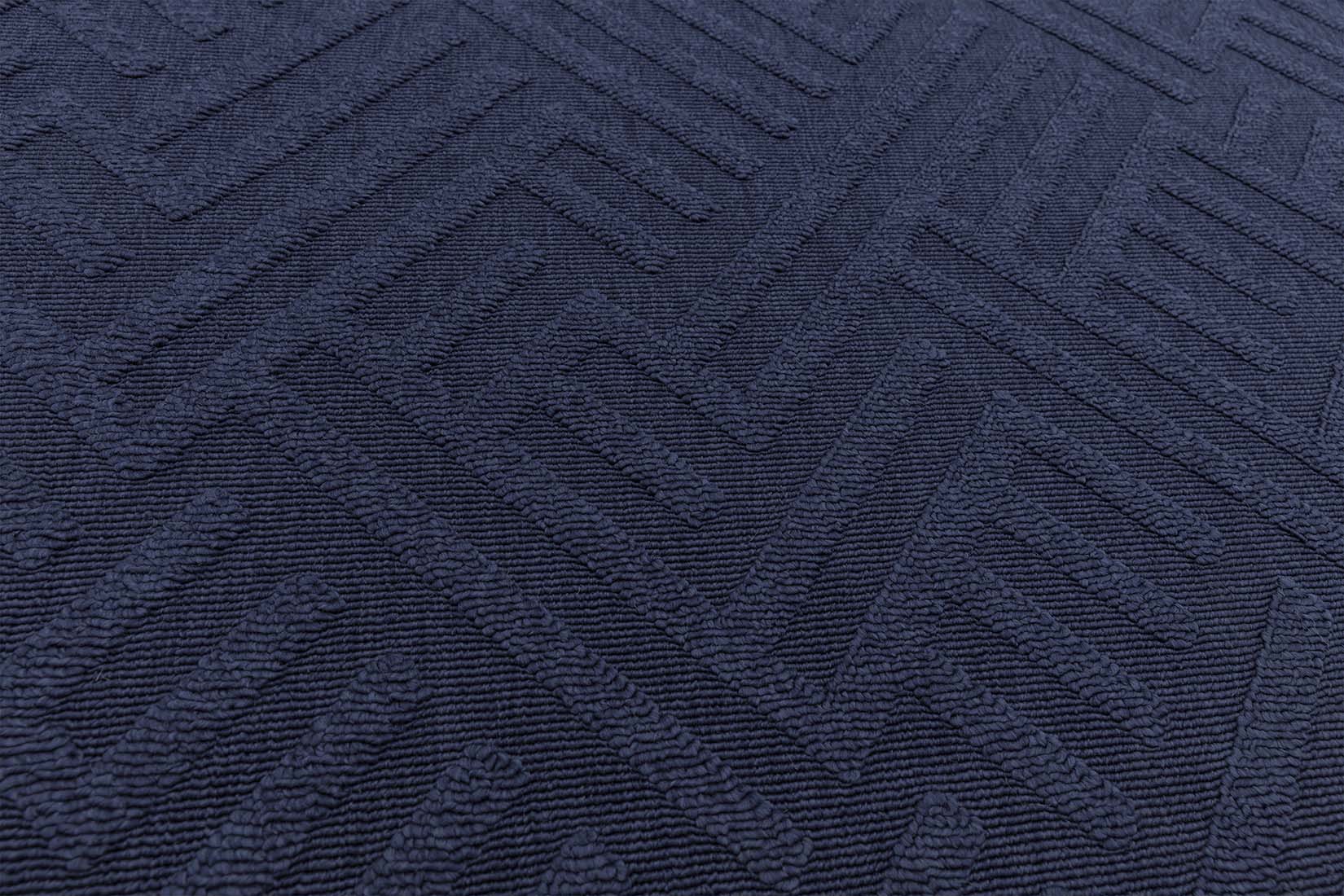 geometric indoor/outdoor rug in navy

