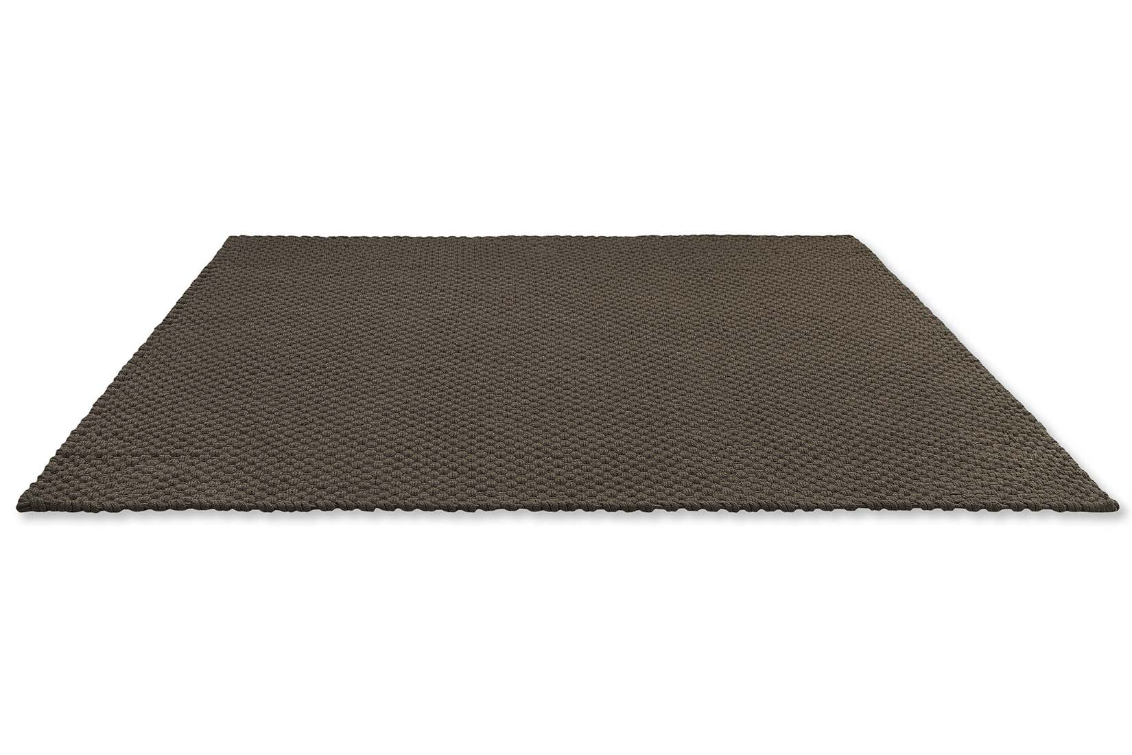 grey taupe modern indoor outdoor polyethylene rug
