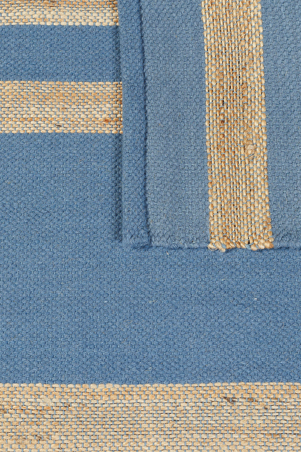 Jute rug with blue stripes