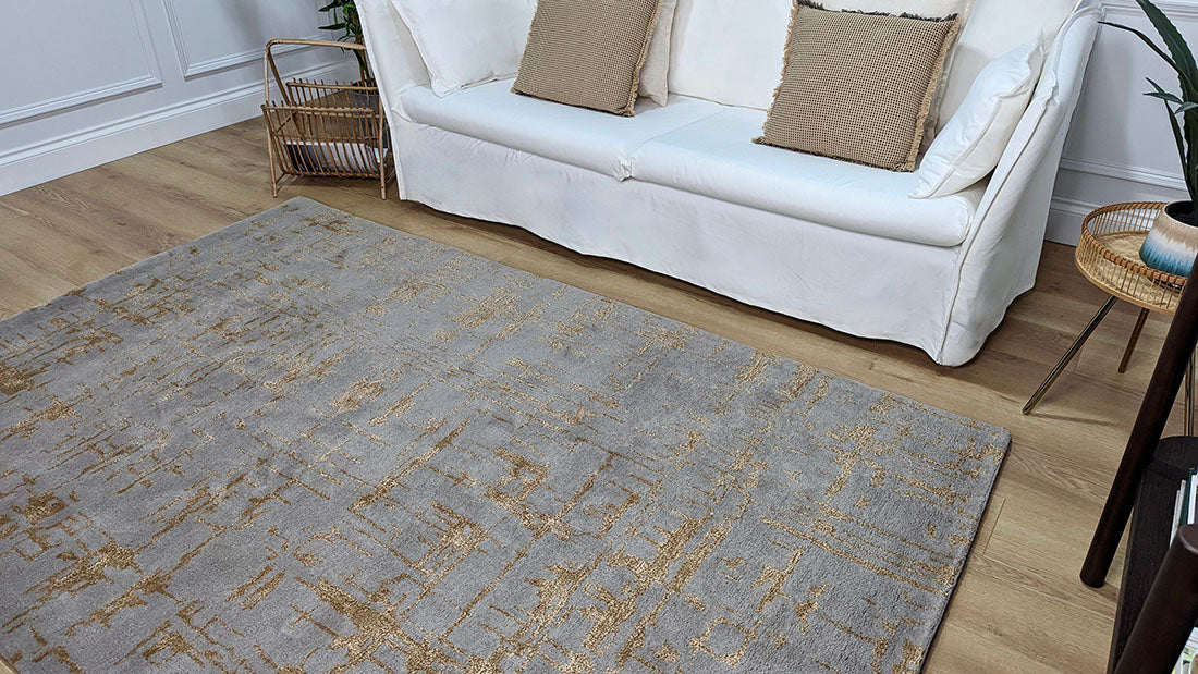 beige wool and viscose rug with orange lines 
