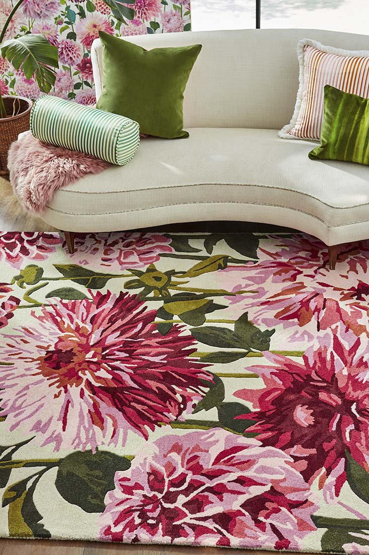 floral wool rug in pink