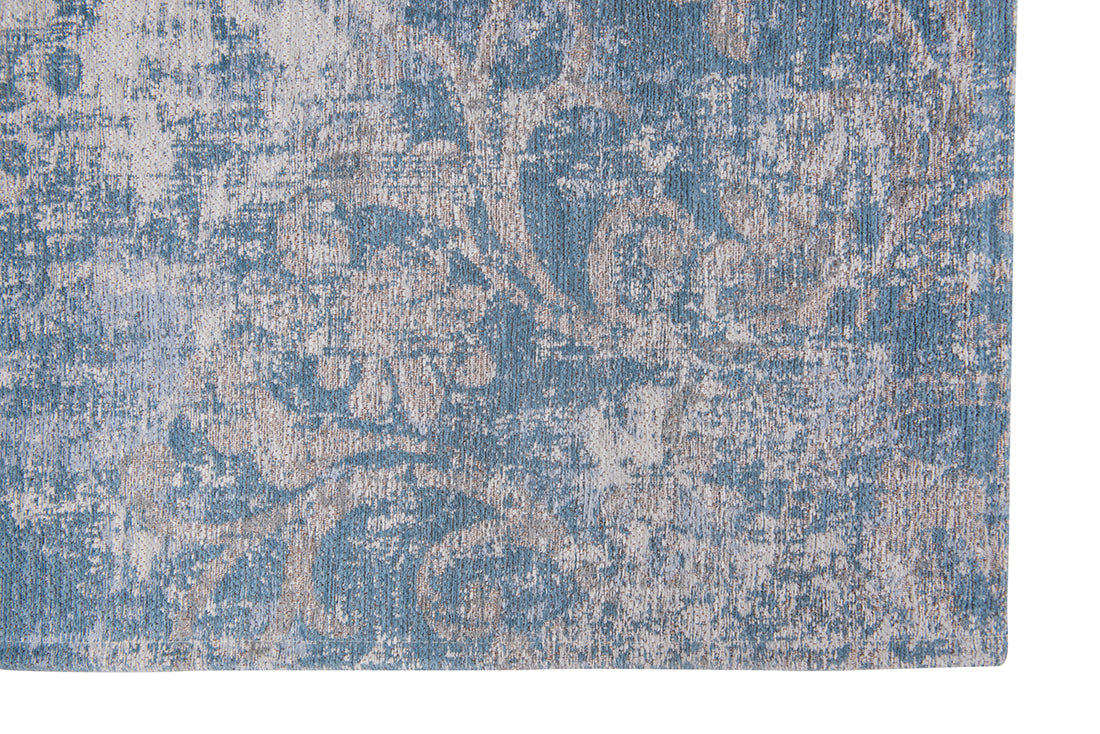 Ivory flatweave with faded floral and arabic pattern in grey and blue