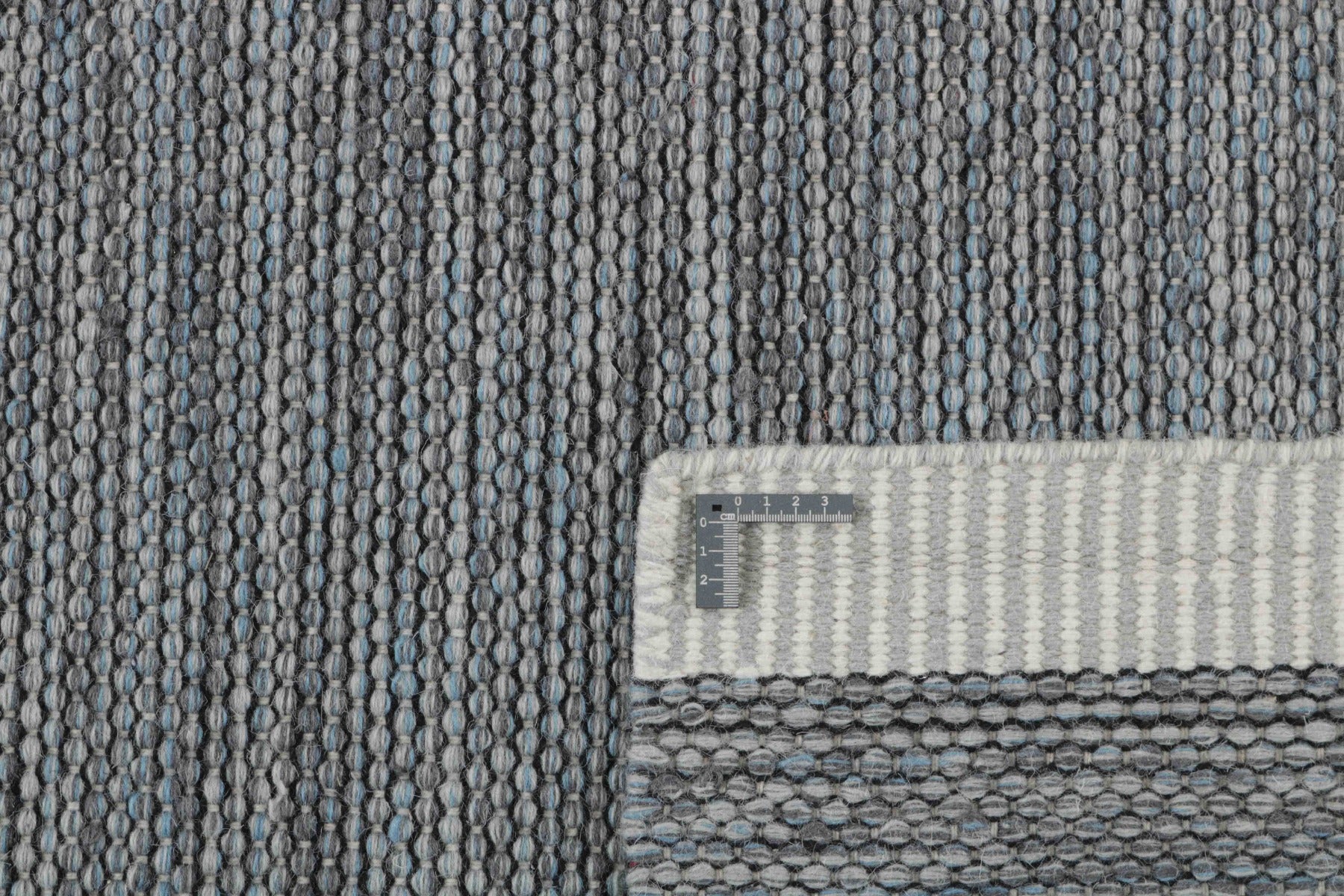 plain grey flatweave rug
