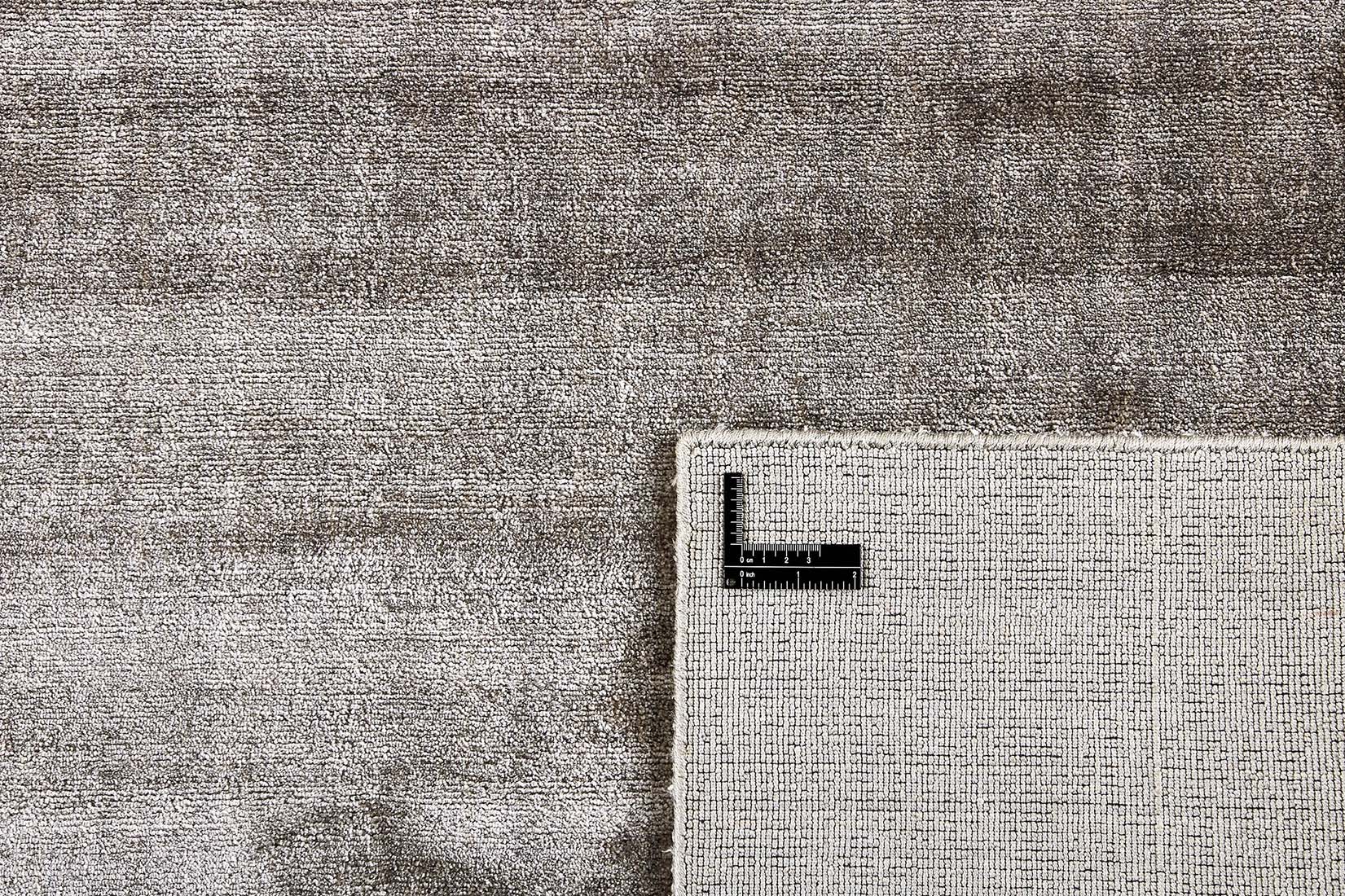 modern grey plain acrylic rug
