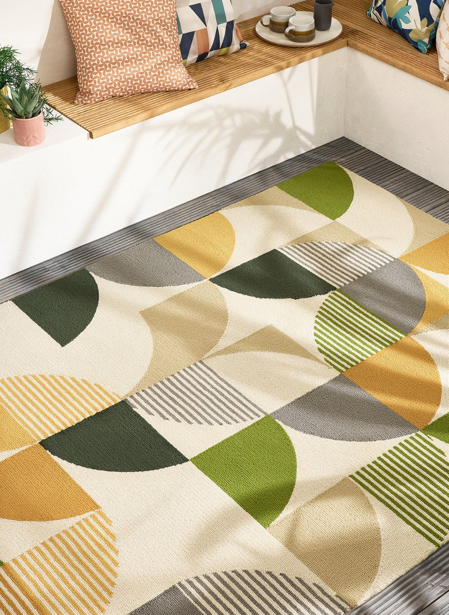 multicolour geometric indoor/outdoor area rug
