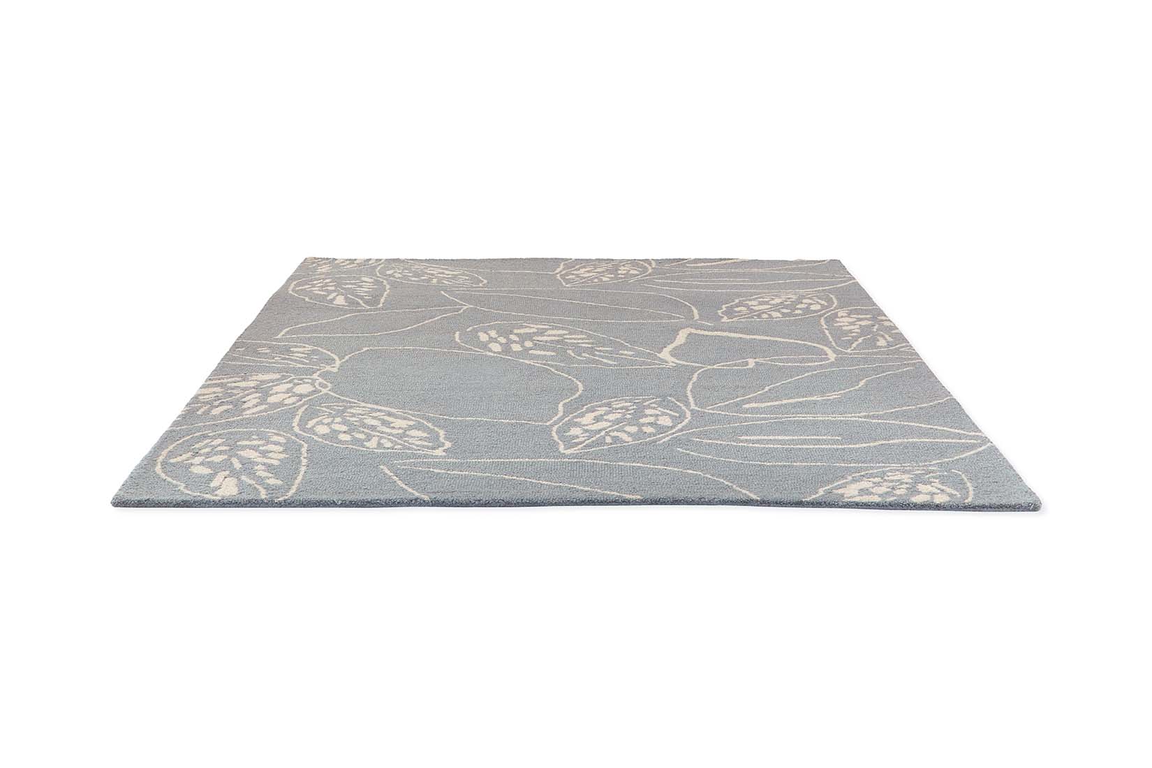 grey rug with floral pattern
