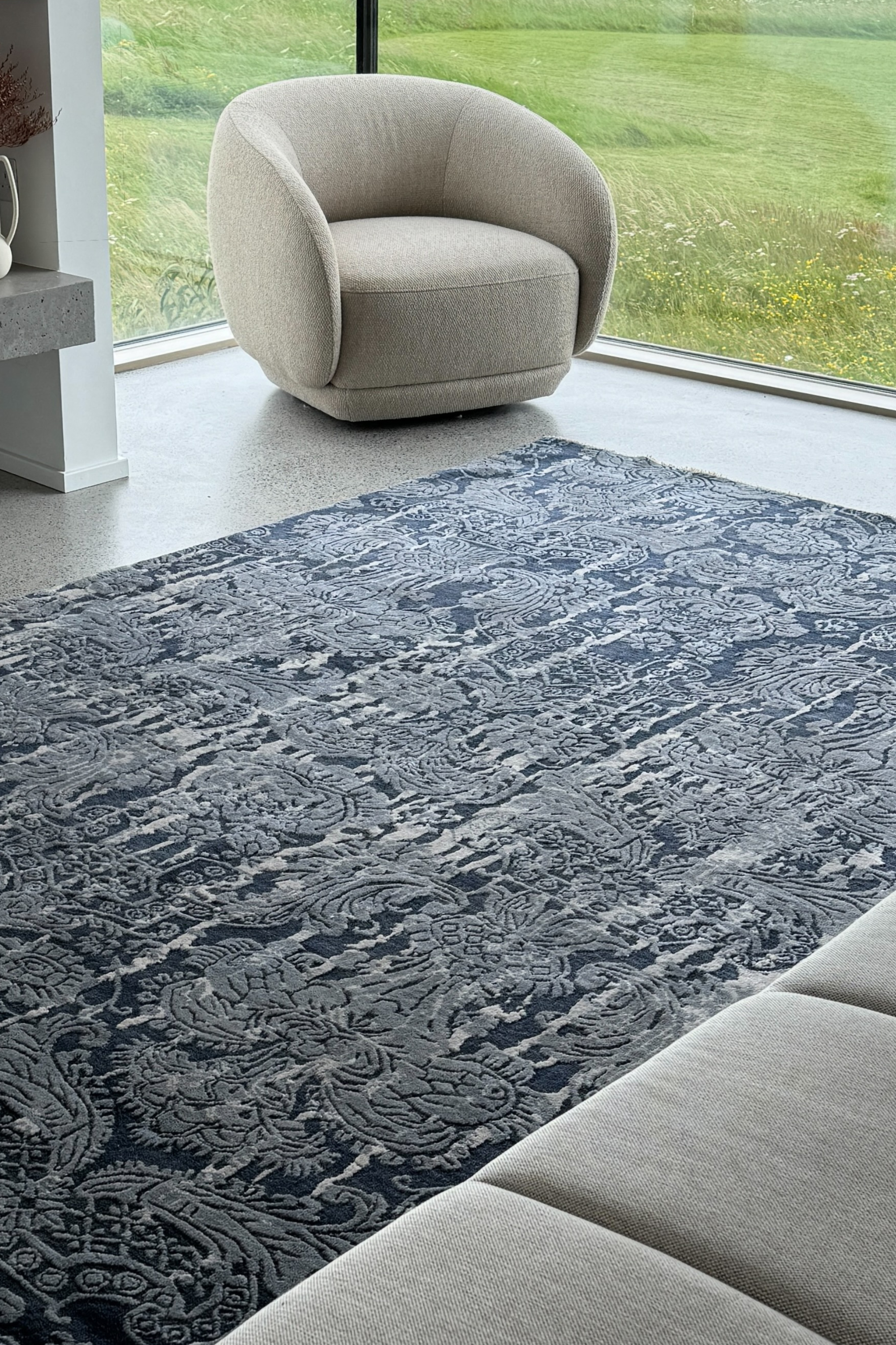 Royal Blue Transitional Damask 5001163439